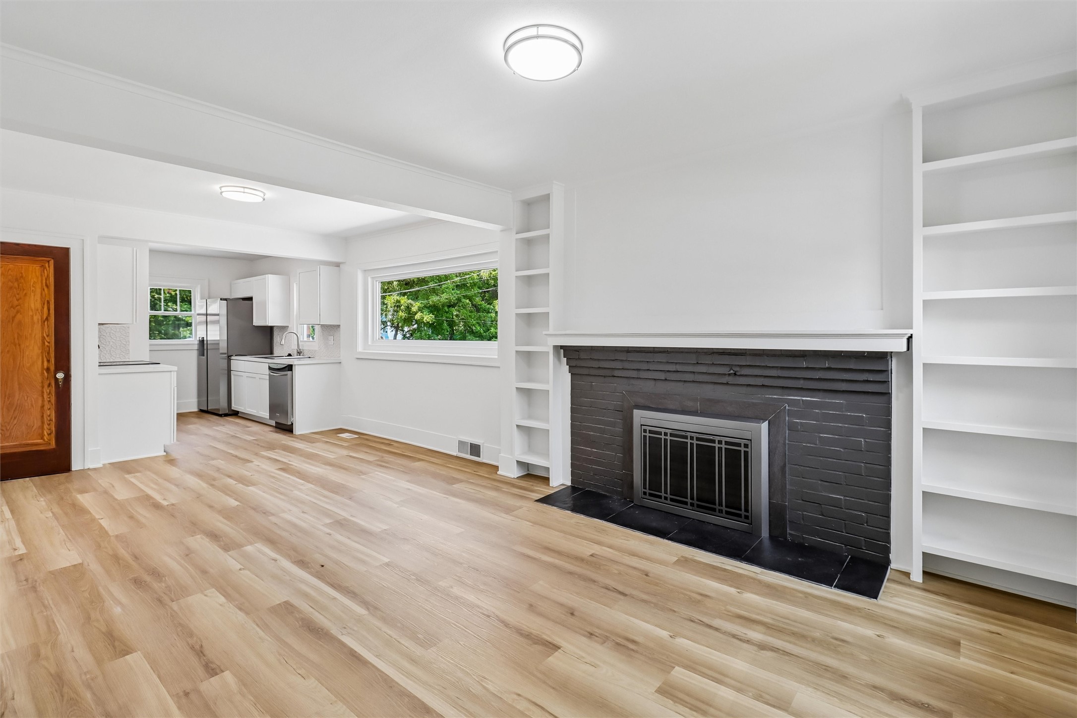 1546 29th Street Property Photo 4