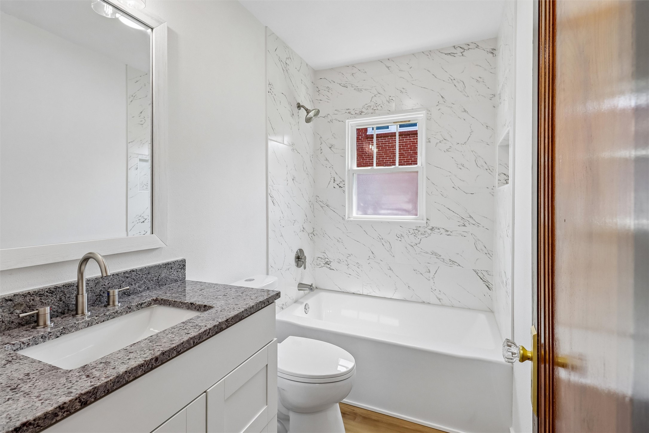 1546 29th Street Property Photo 8