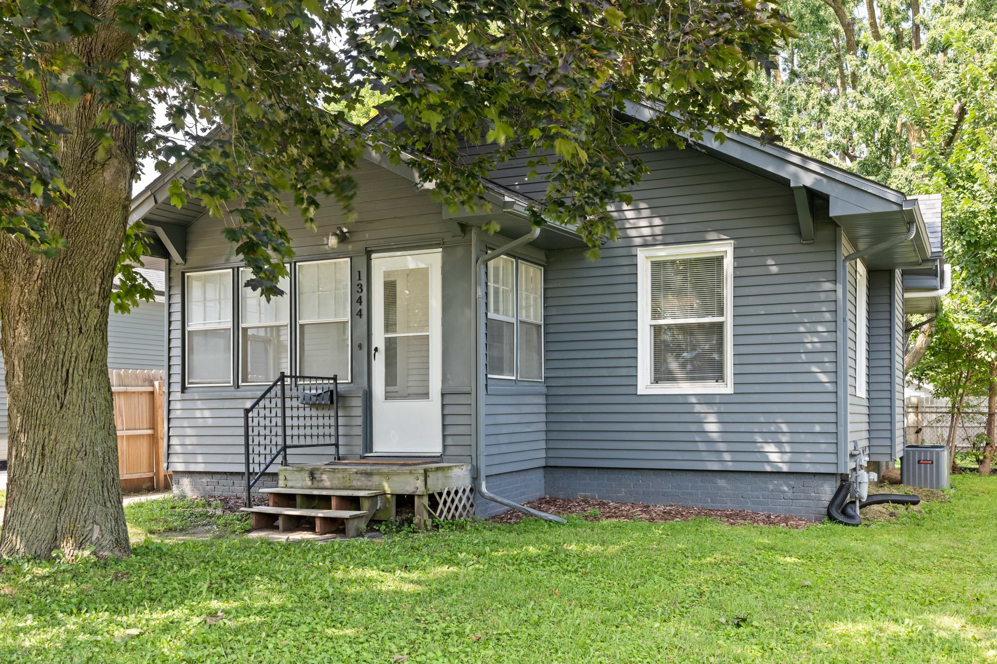 1344 Hutton Street Property Photo 1