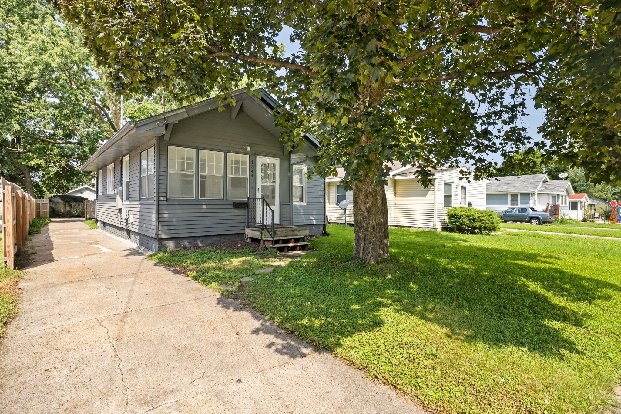 1344 Hutton Street Property Photo 3
