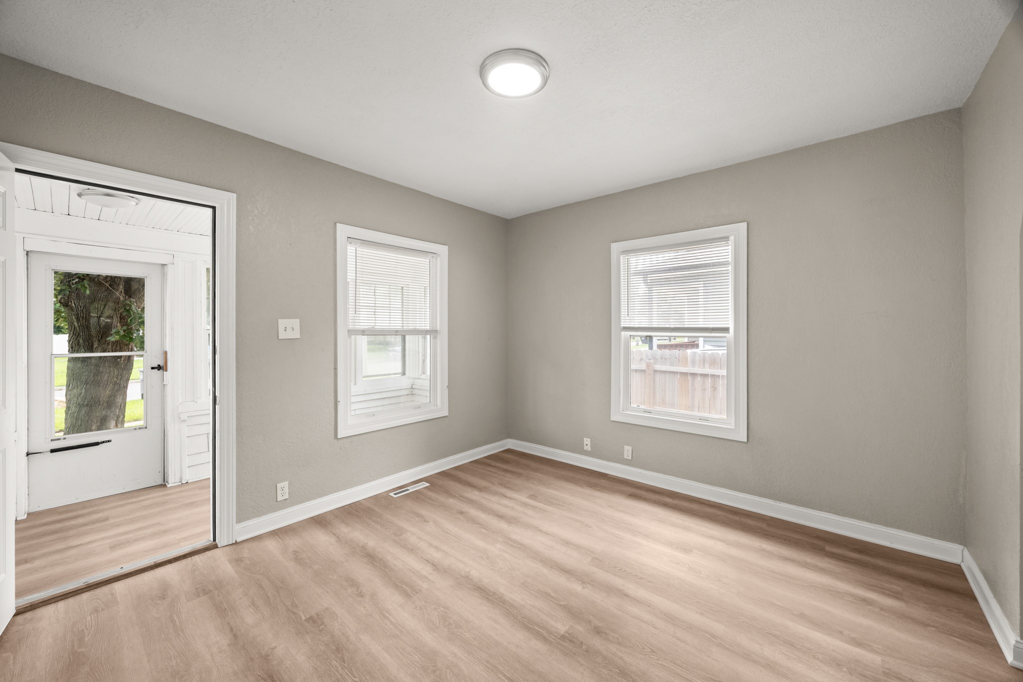1344 Hutton Street Property Photo 5