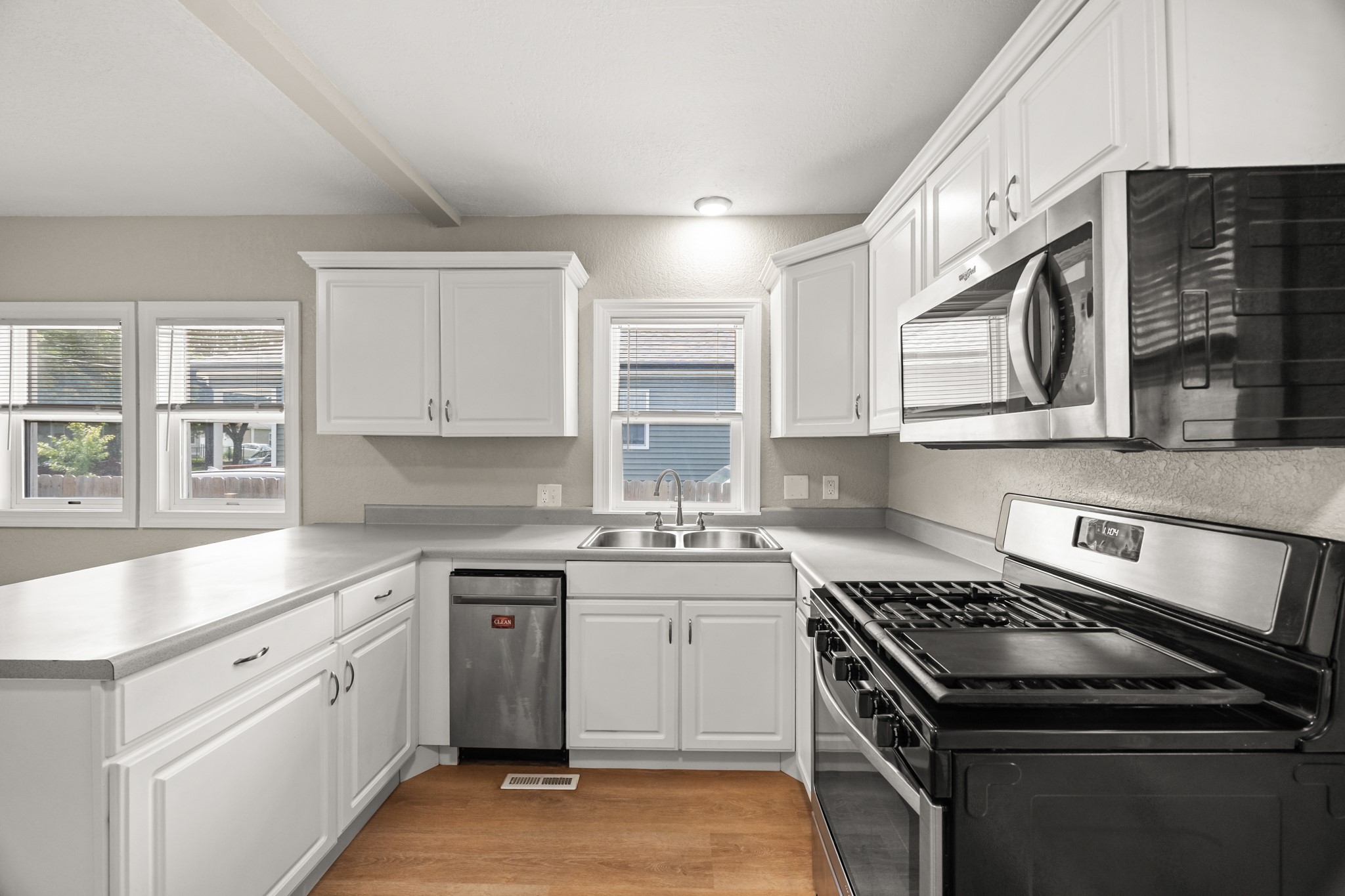 1344 Hutton Street Property Photo 14
