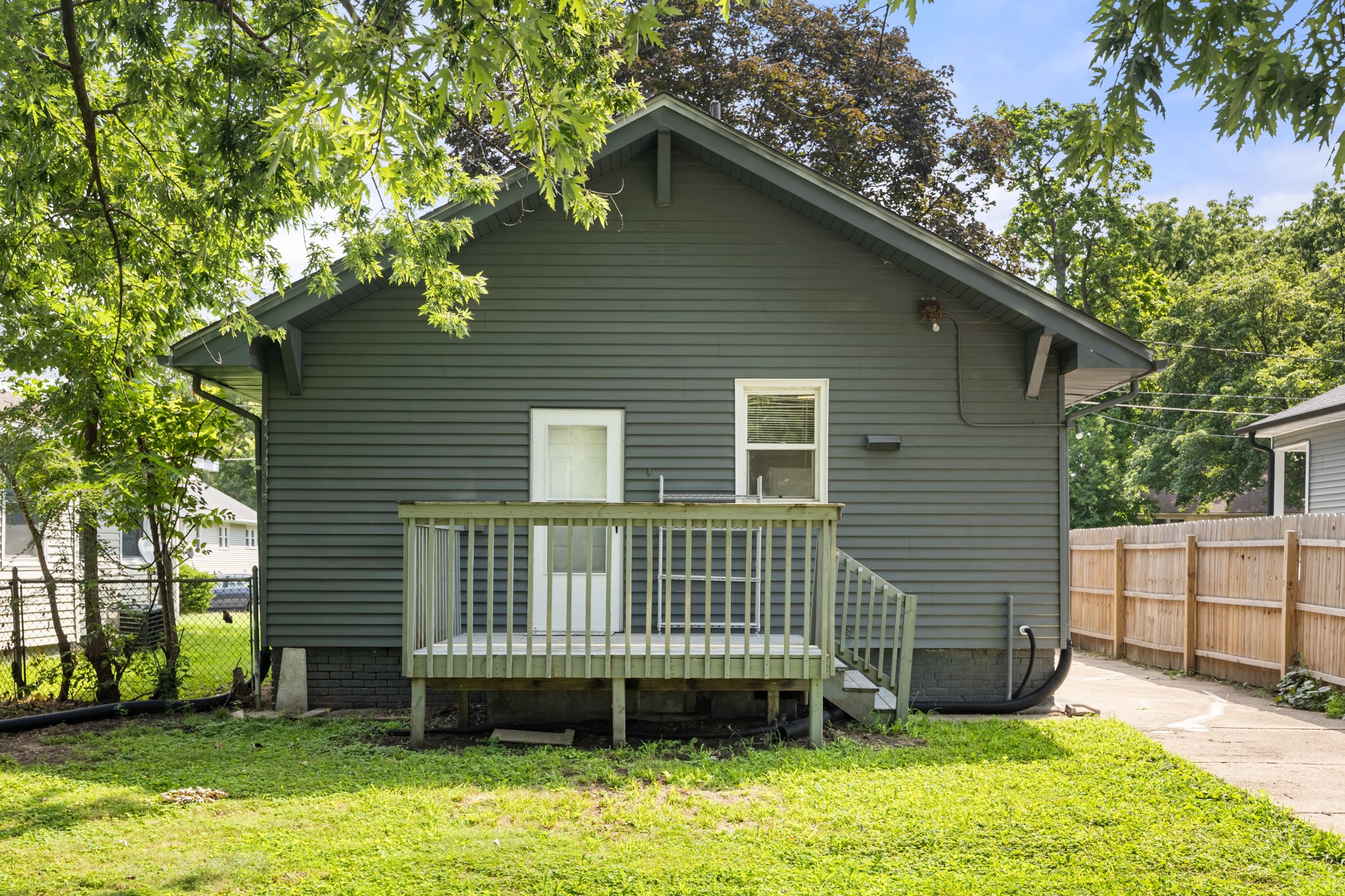 1344 Hutton Street Property Photo 25