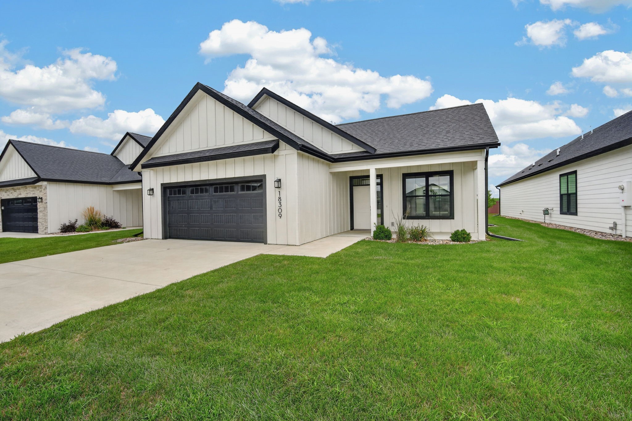 18309 Dooley Drive Property Photo 2