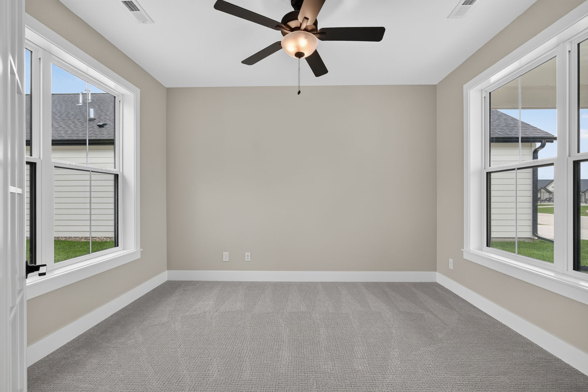 18309 Dooley Drive Property Photo 6