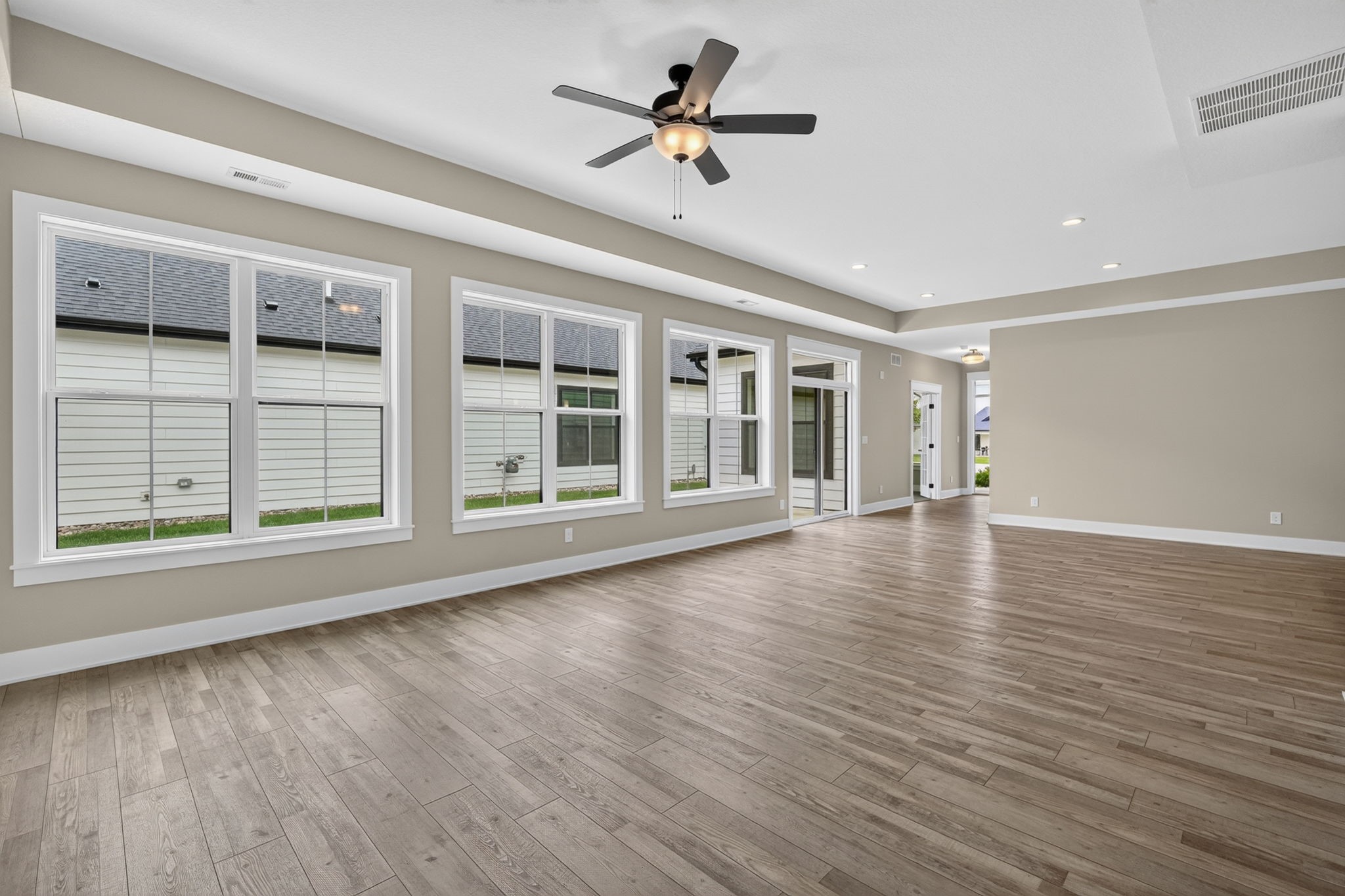 18309 Dooley Drive Property Photo 18