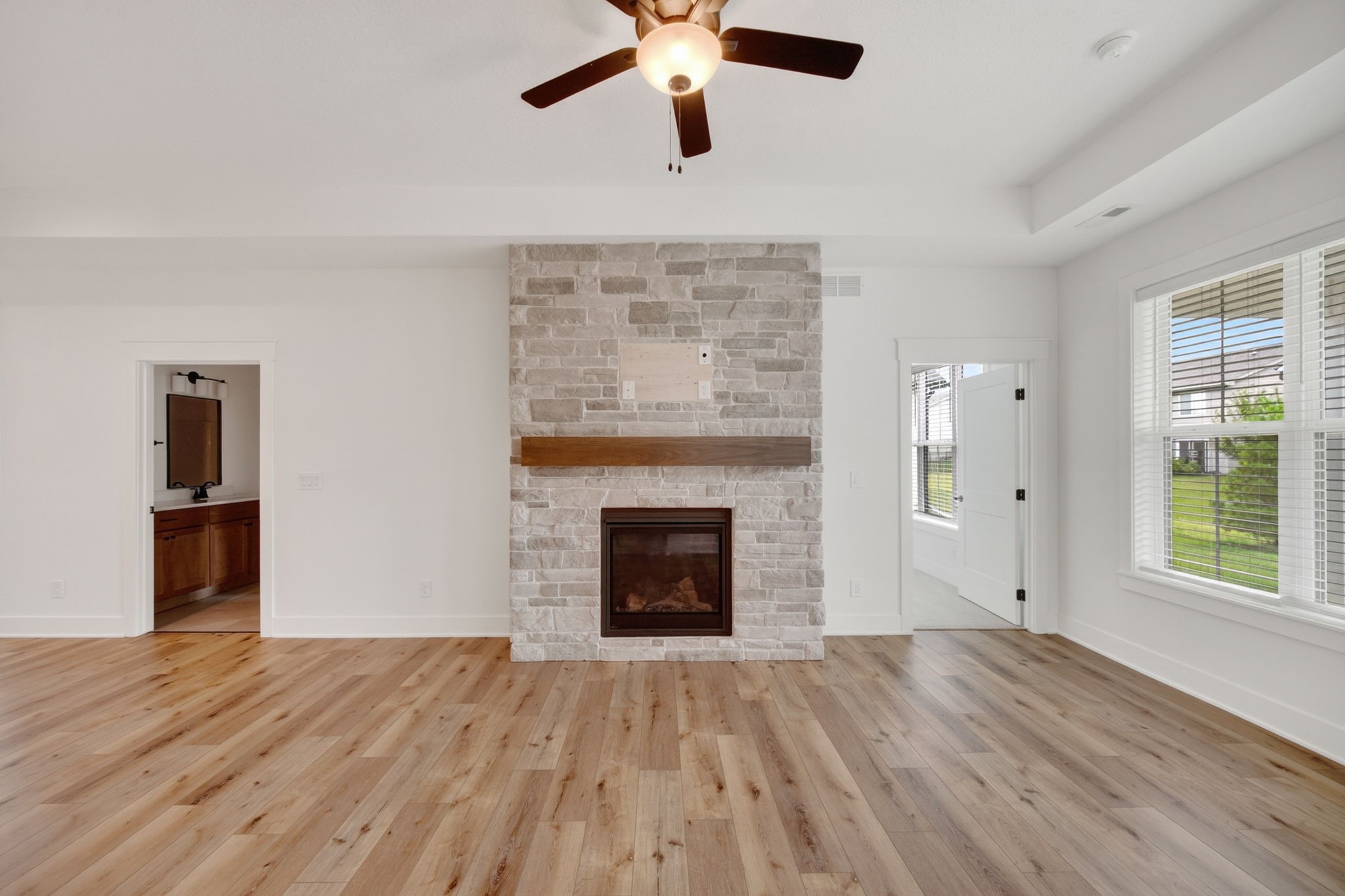 18124 Iltis Lane Property Photo 14