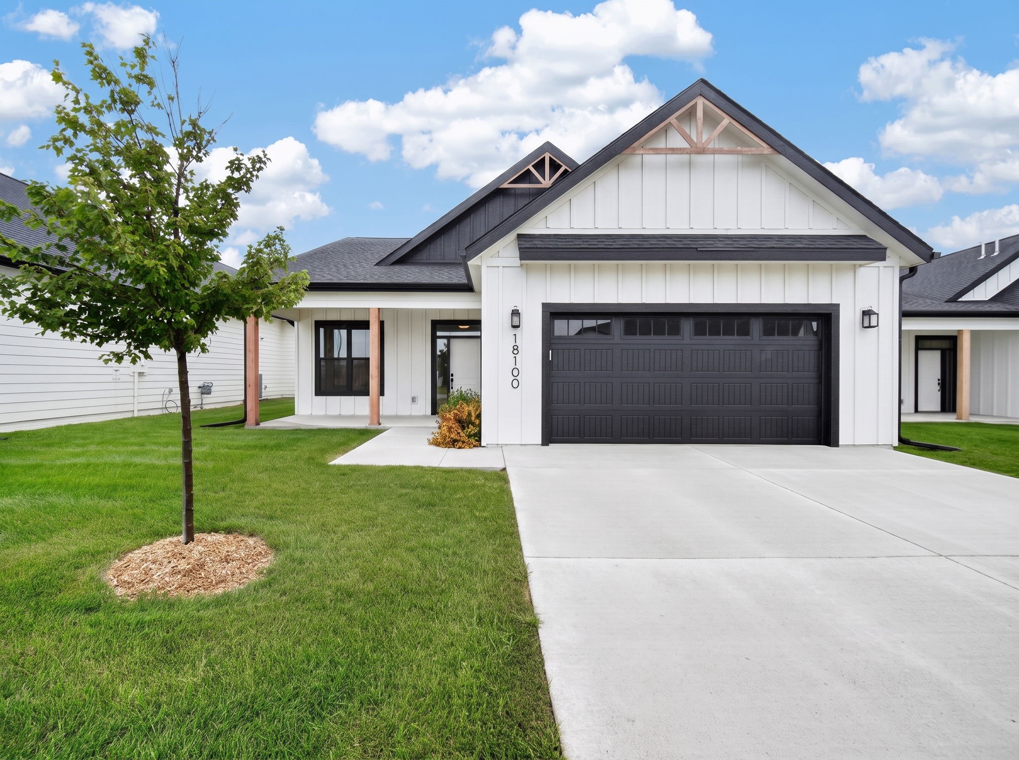 18100 Iltis Lane Property Photo 1