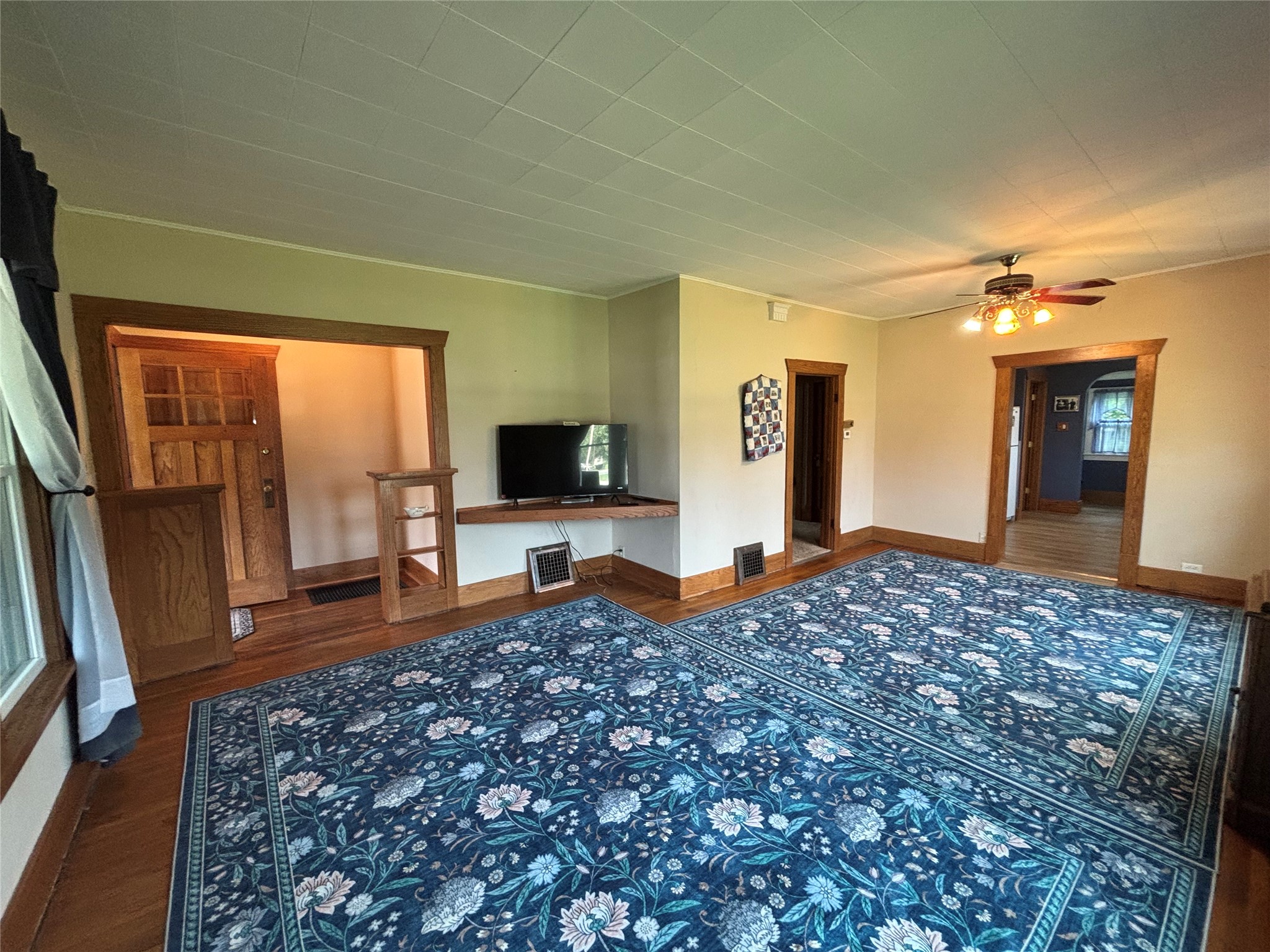603 3rd Street Property Photo 7