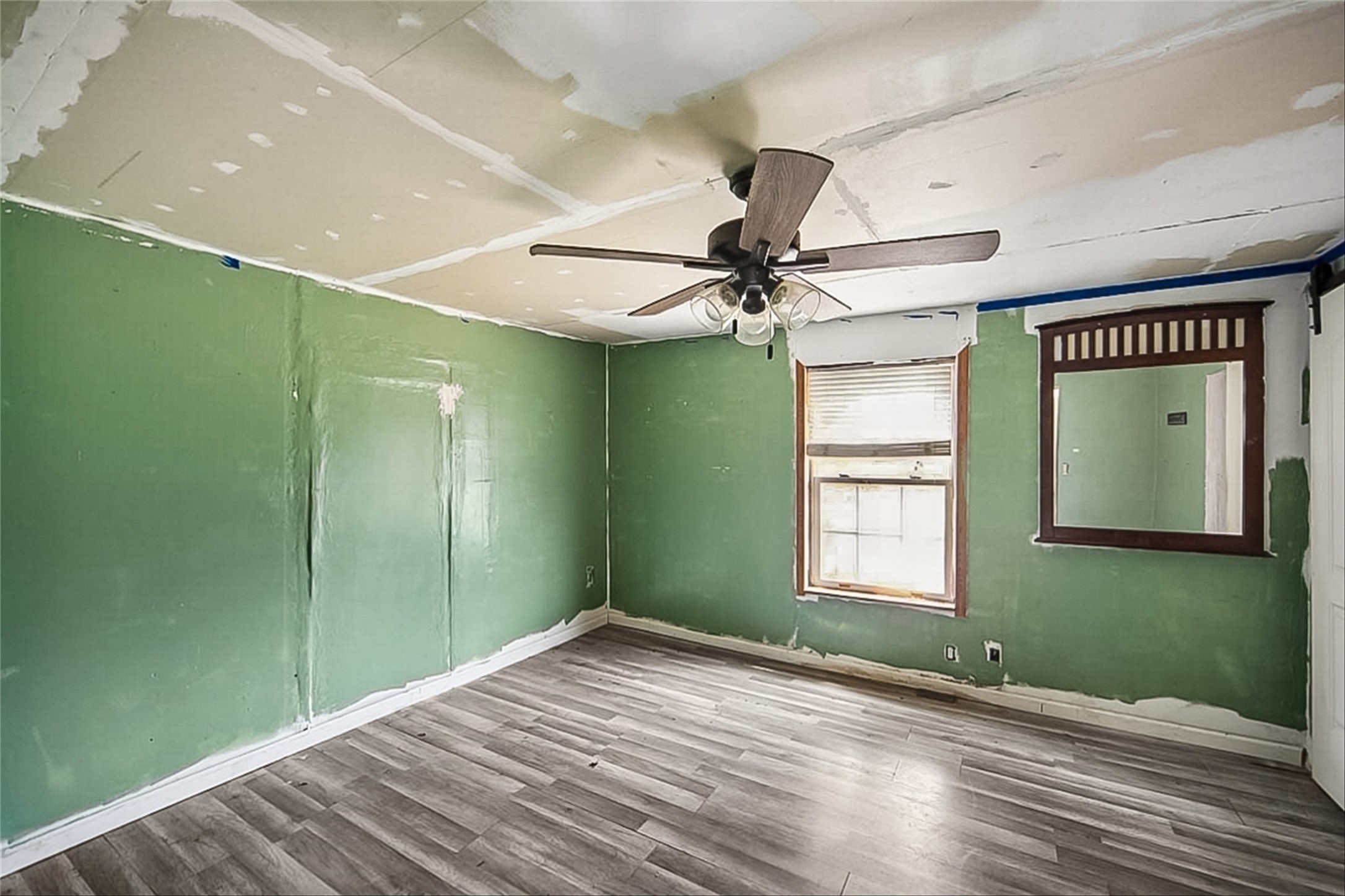 513 2nd Street Property Photo 5