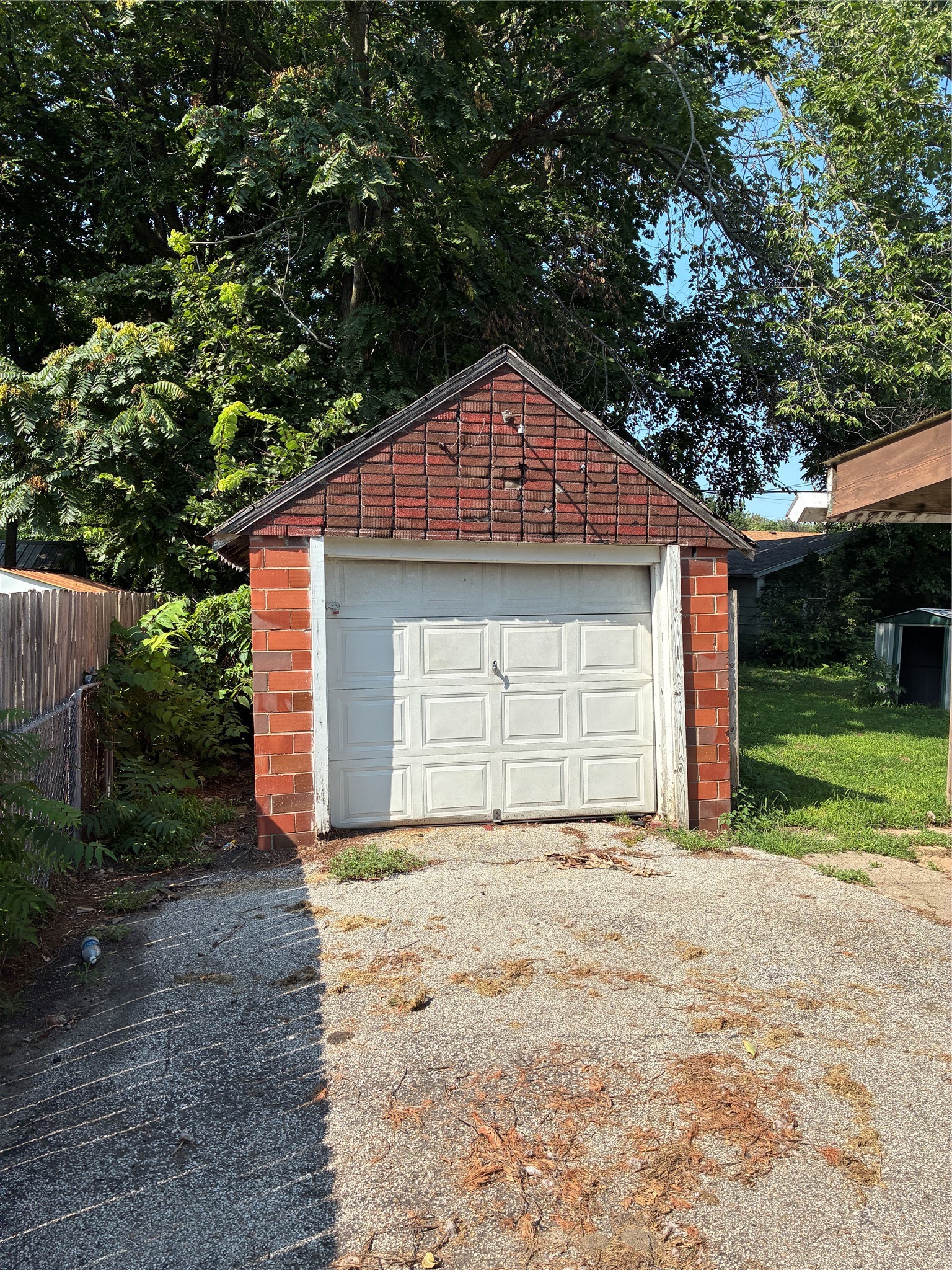 2940 Dubuque Avenue Property Photo 9