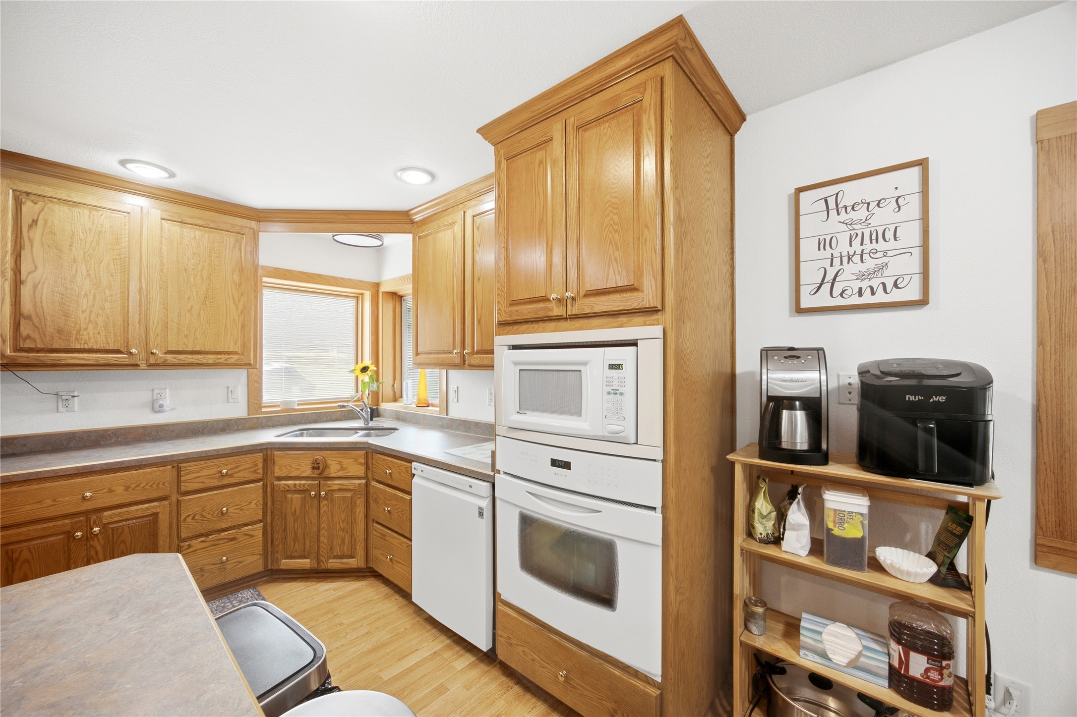 4120 Colfax Avenue Property Photo 15