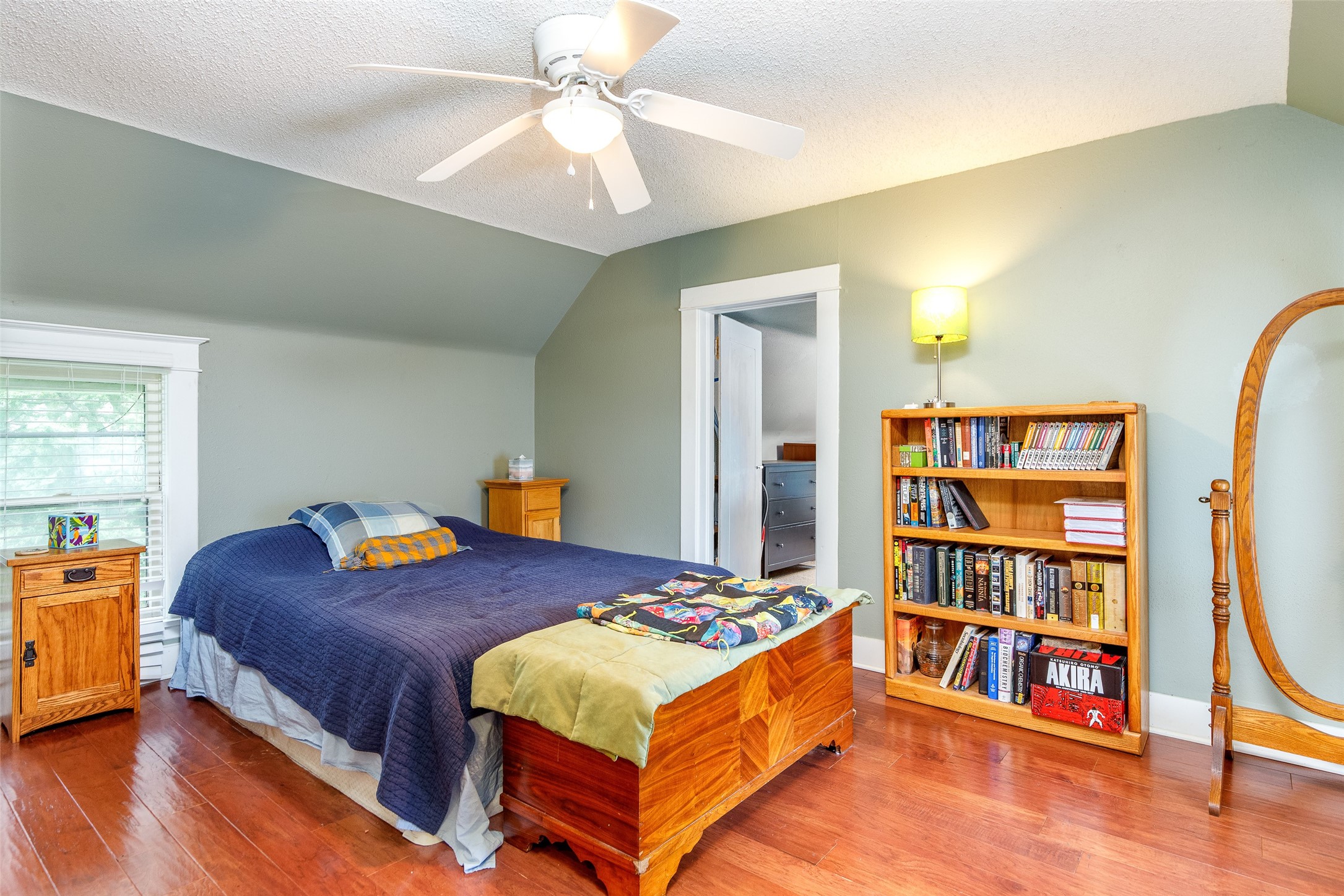 1203 Burnett Avenue Property Photo 13