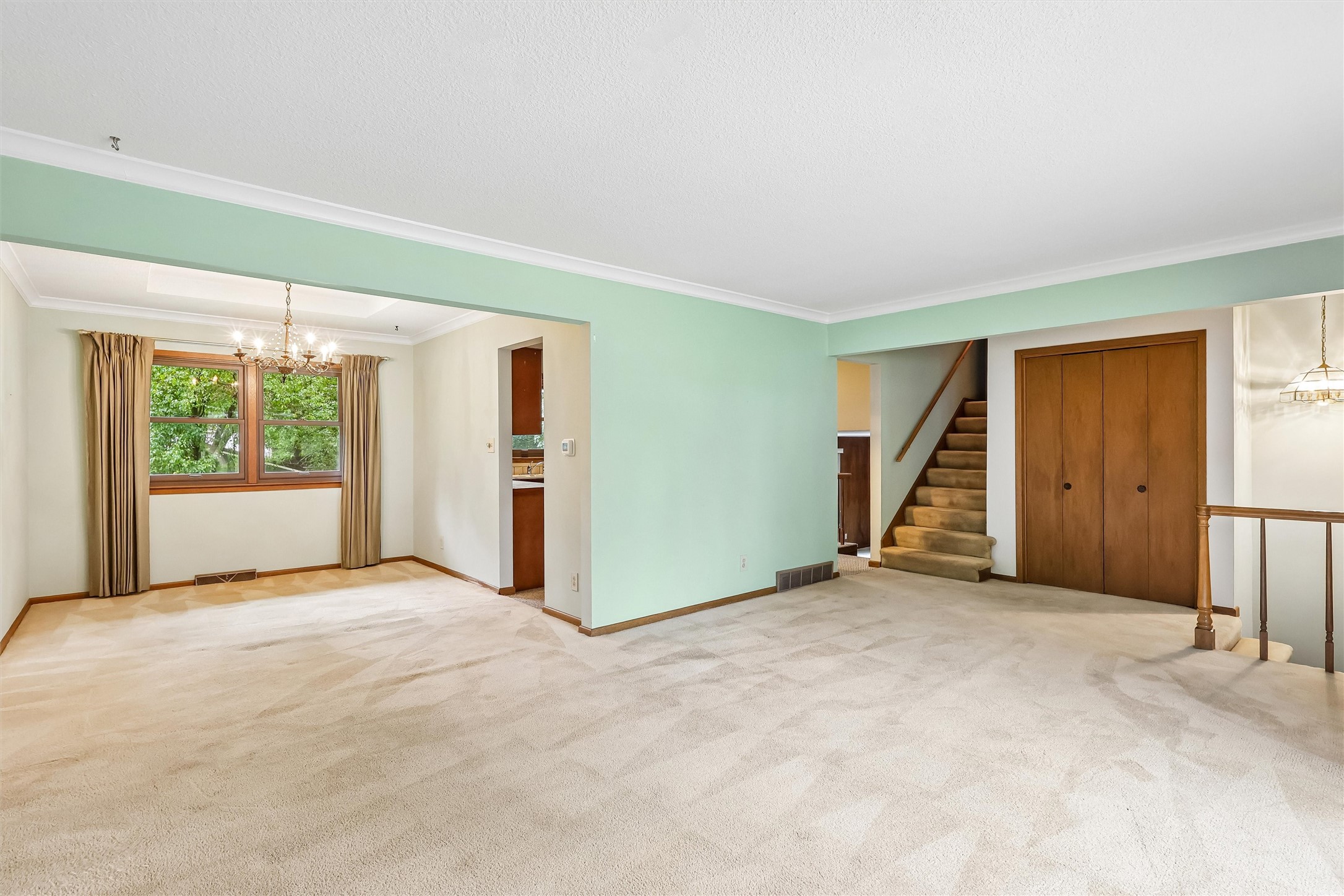 3924 Dakota Drive Property Photo 4