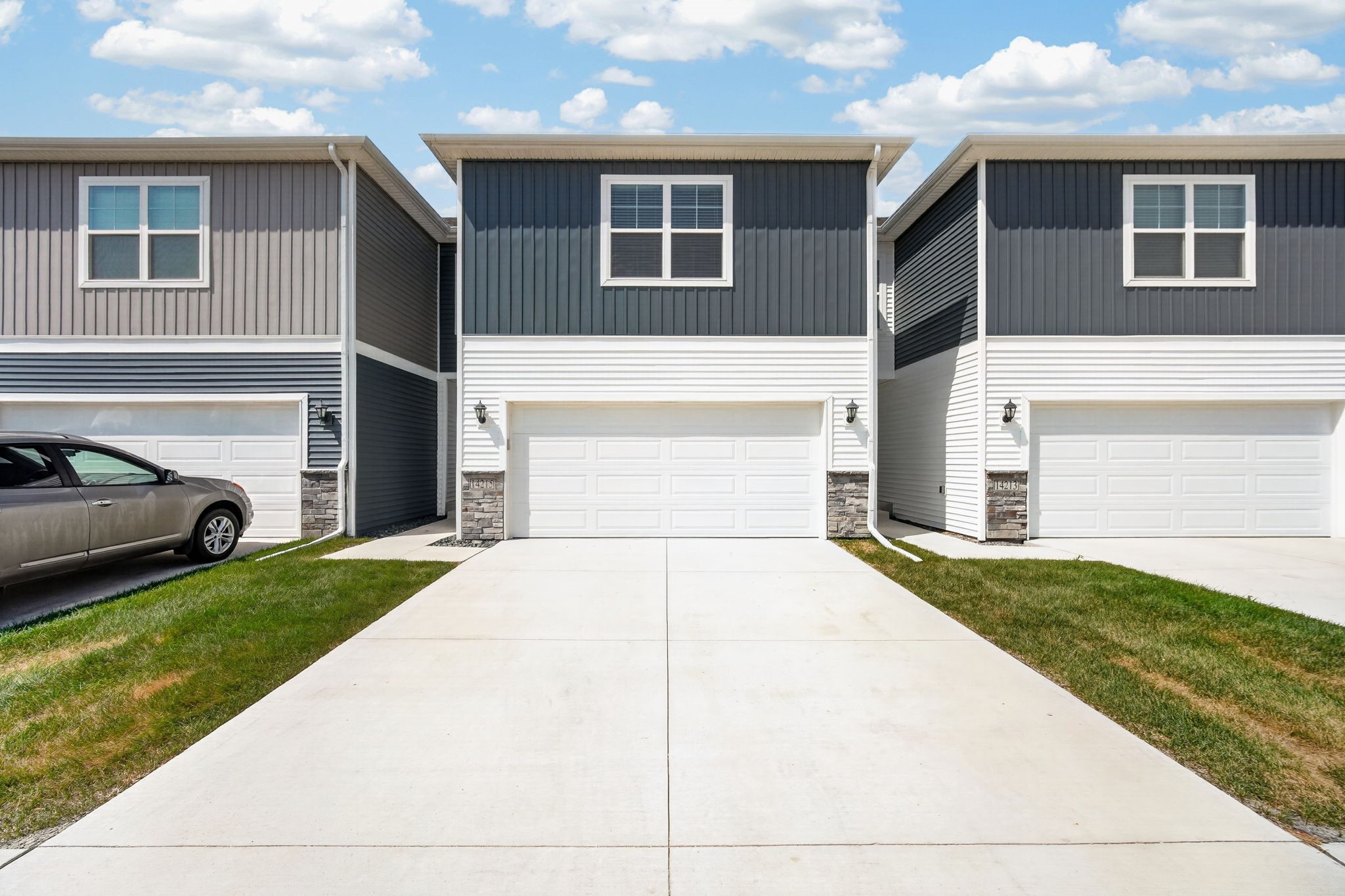 14215 Bentwood Drive Property Photo 1