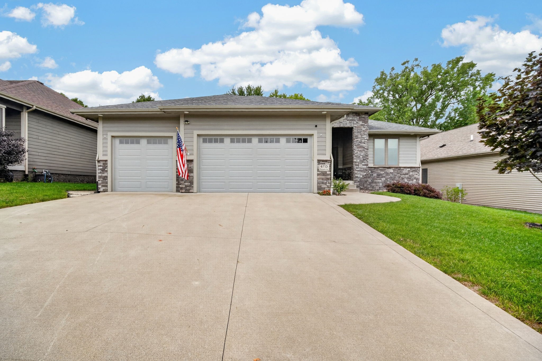 4715 Wisconsin Avenue Property Photo 1