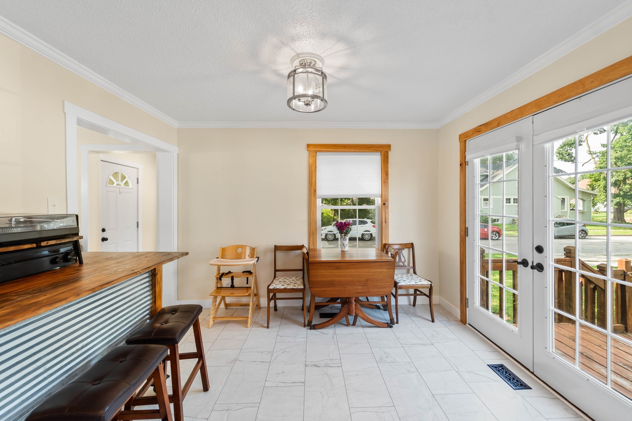 417 10th Street Property Photo 13