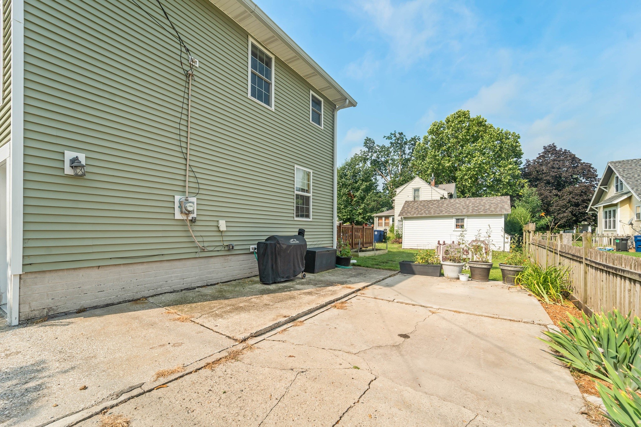 417 10th Street Property Photo 28
