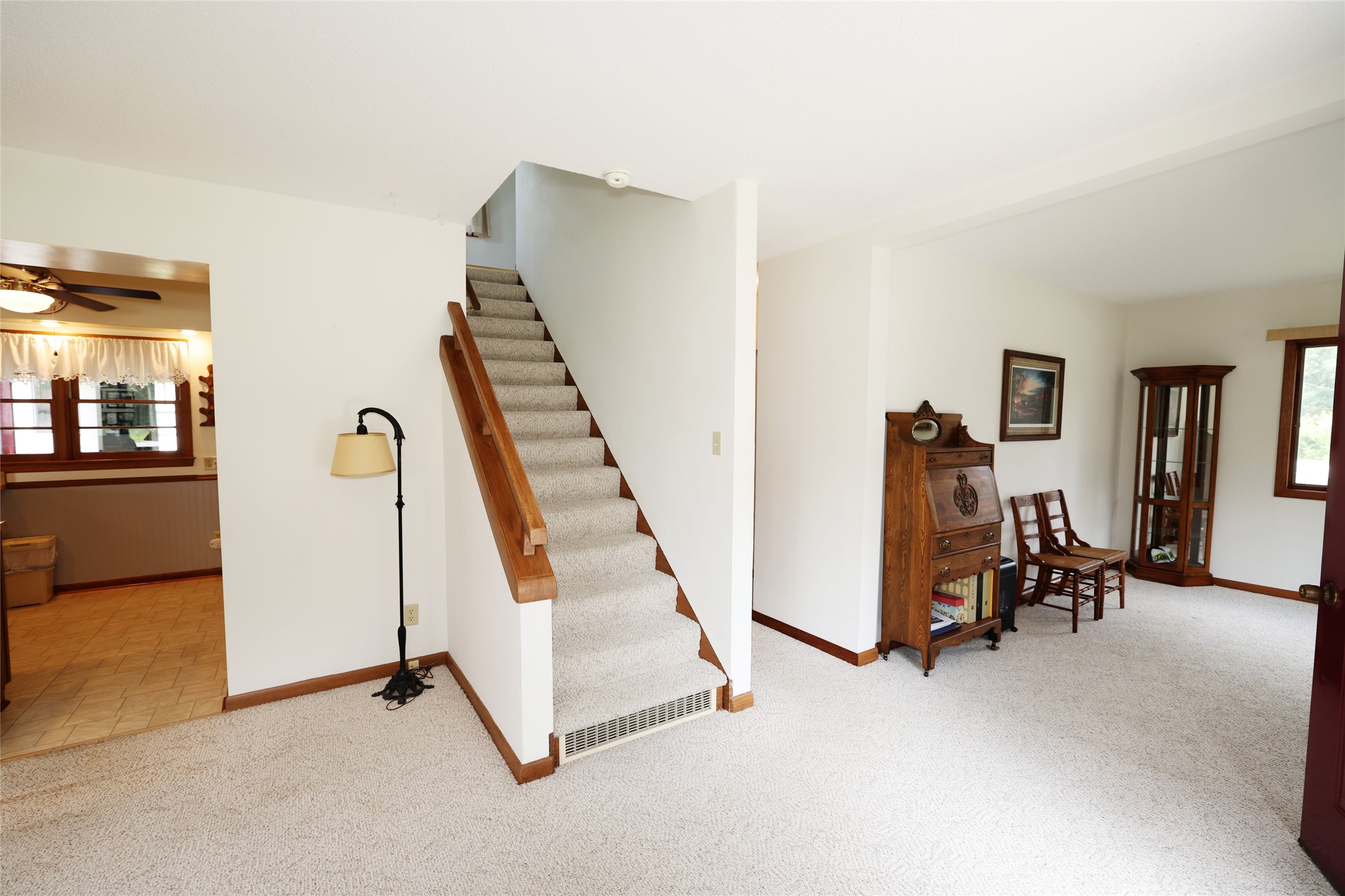349 Sw Ringold Street Property Photo 2