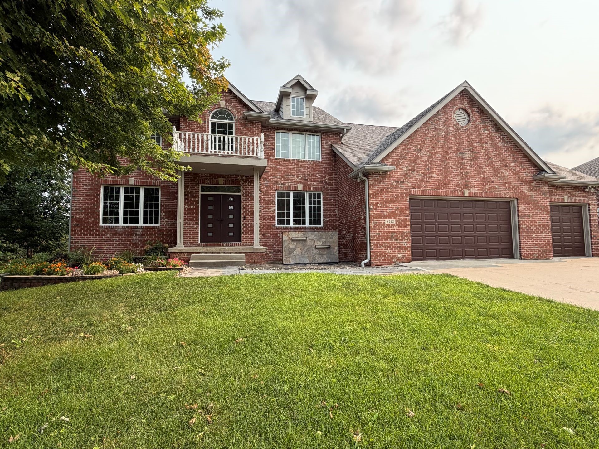9212 Enfield Drive Property Photo 1