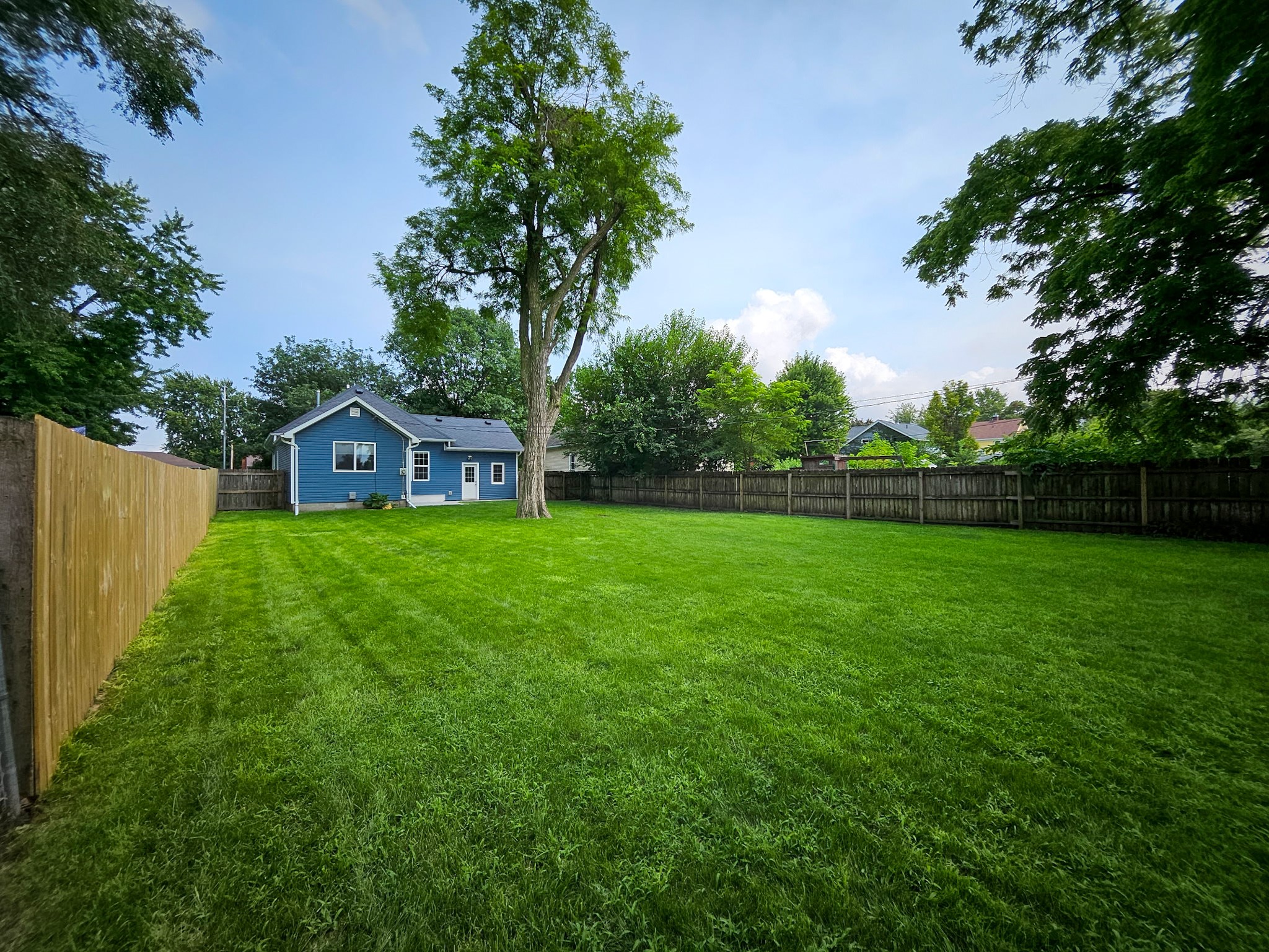 2009 Story Street Property Photo 23