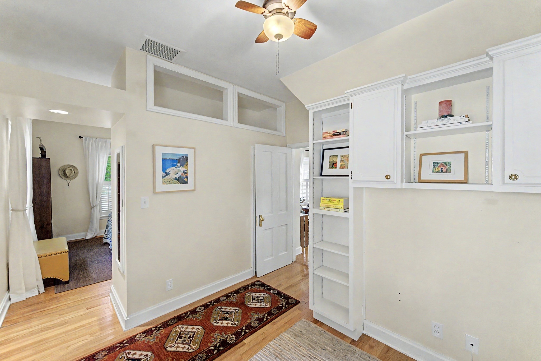 821 Clark Avenue Property Photo 10