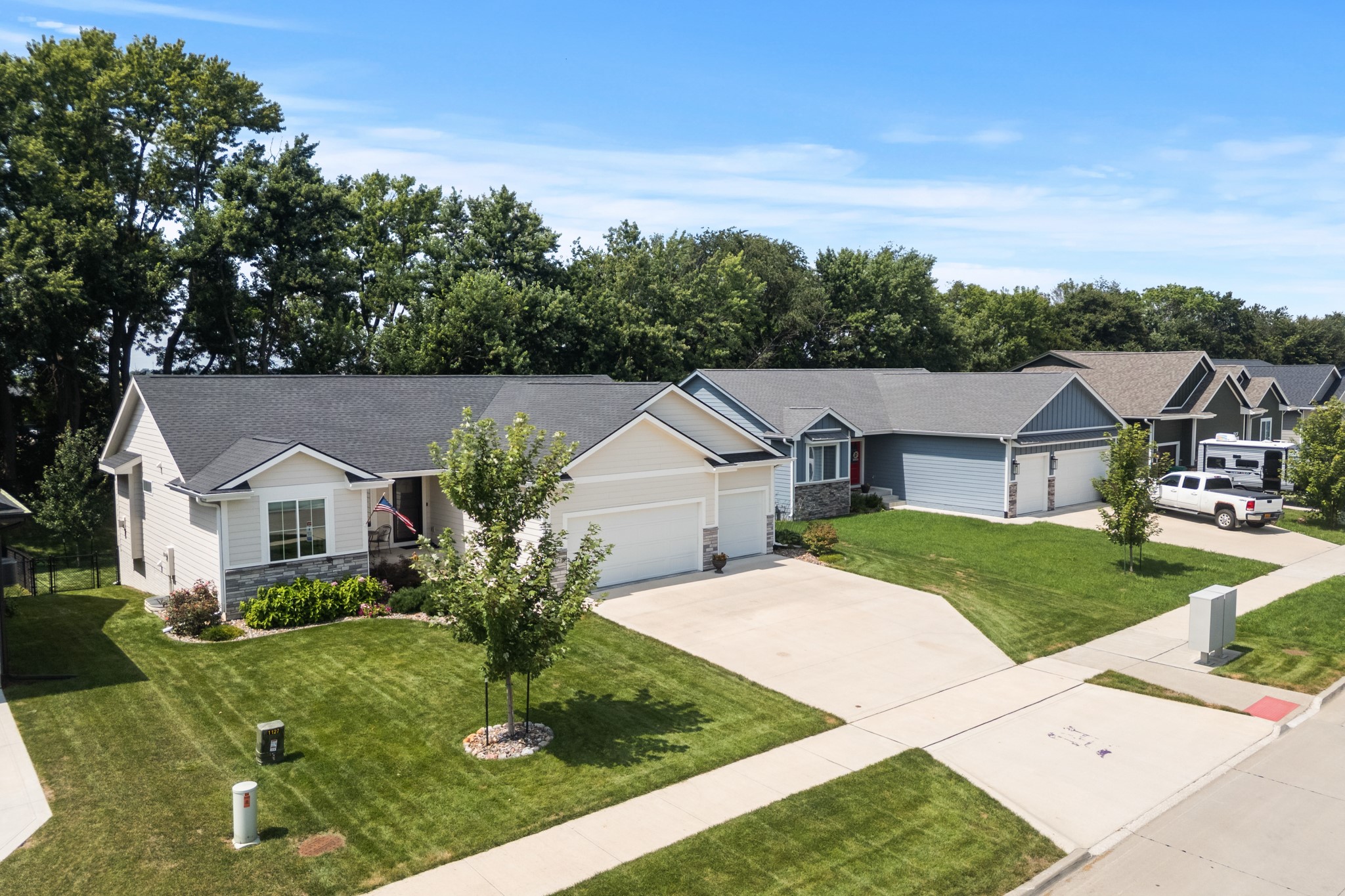 1127 Timber Ridge Drive Property Photo 2