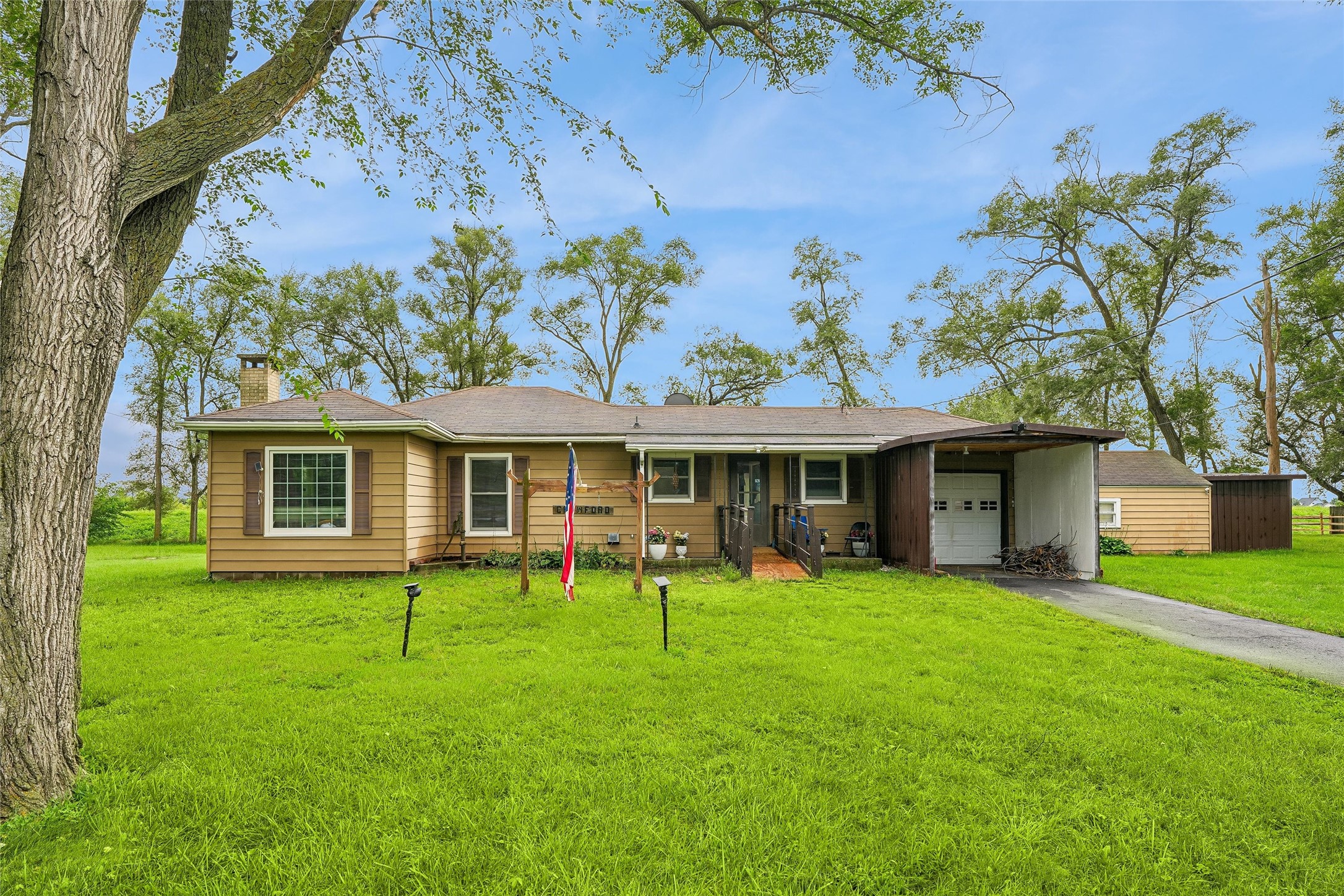 5645 Se 68th Place Property Photo 1