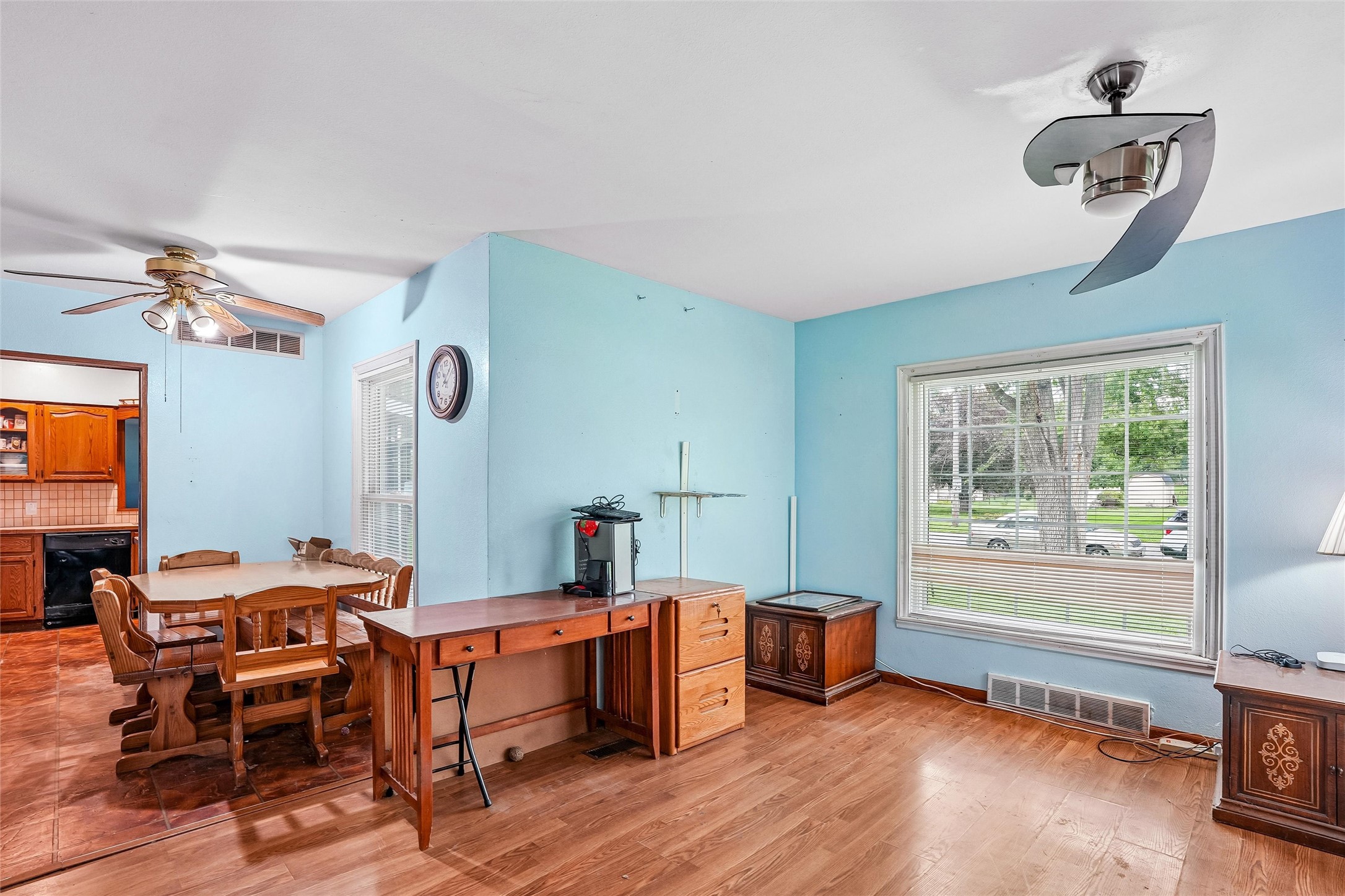 5645 Se 68th Place Property Photo 3