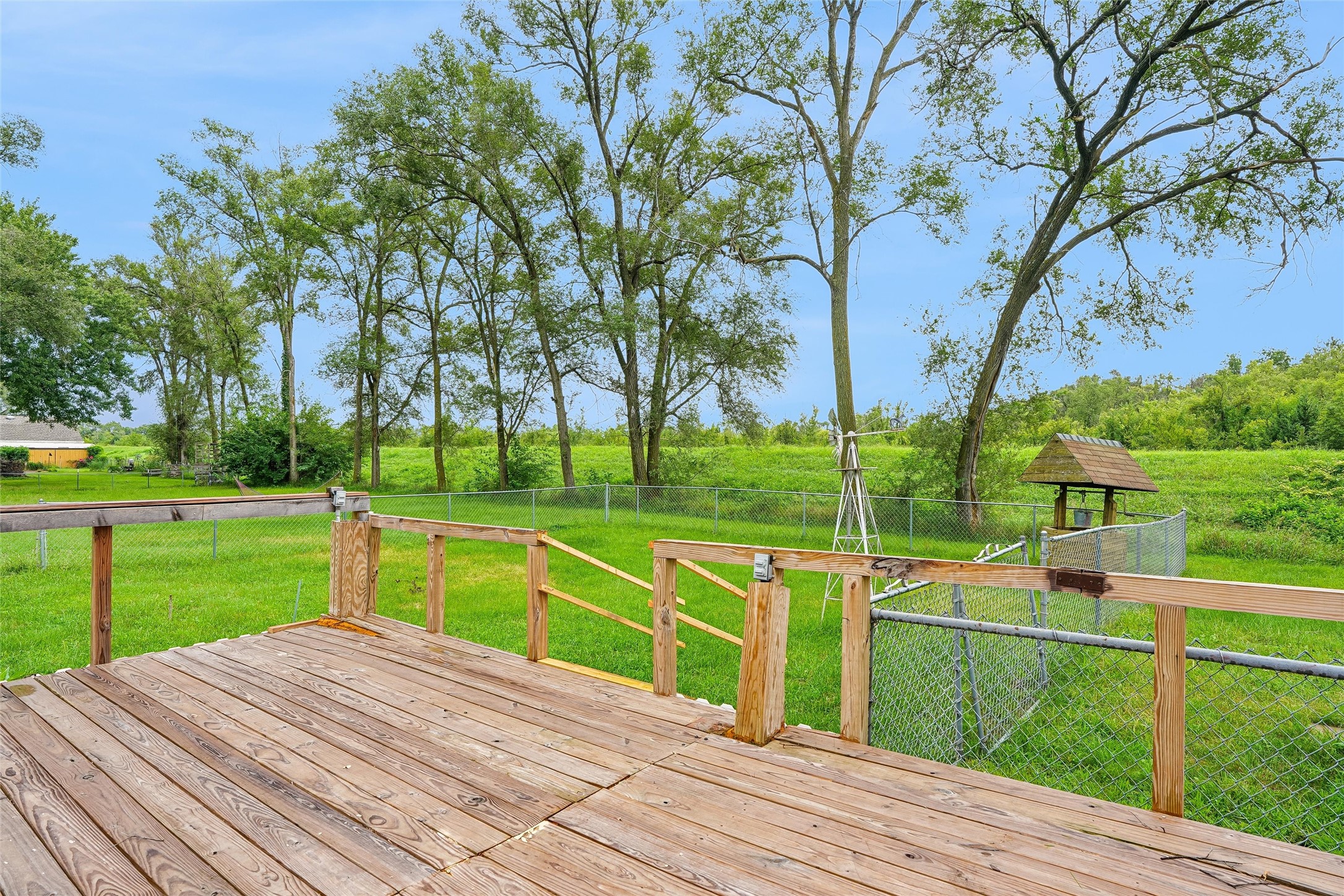5645 Se 68th Place Property Photo 14