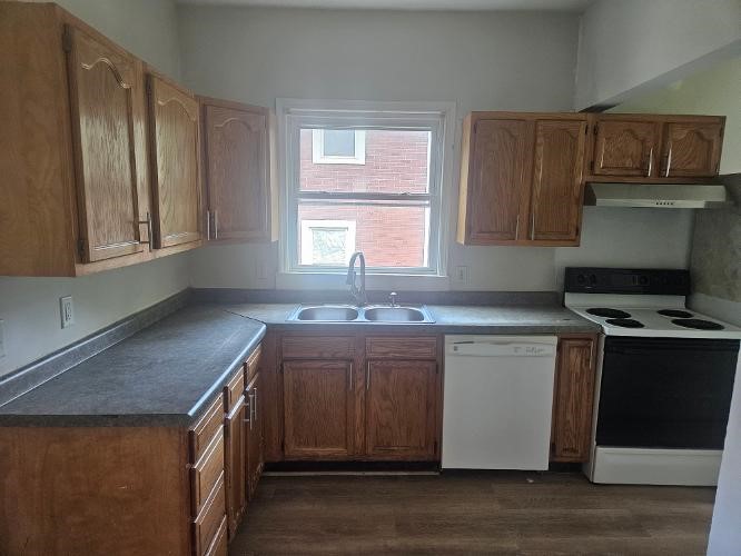 1241 4th Street Property Photo 4