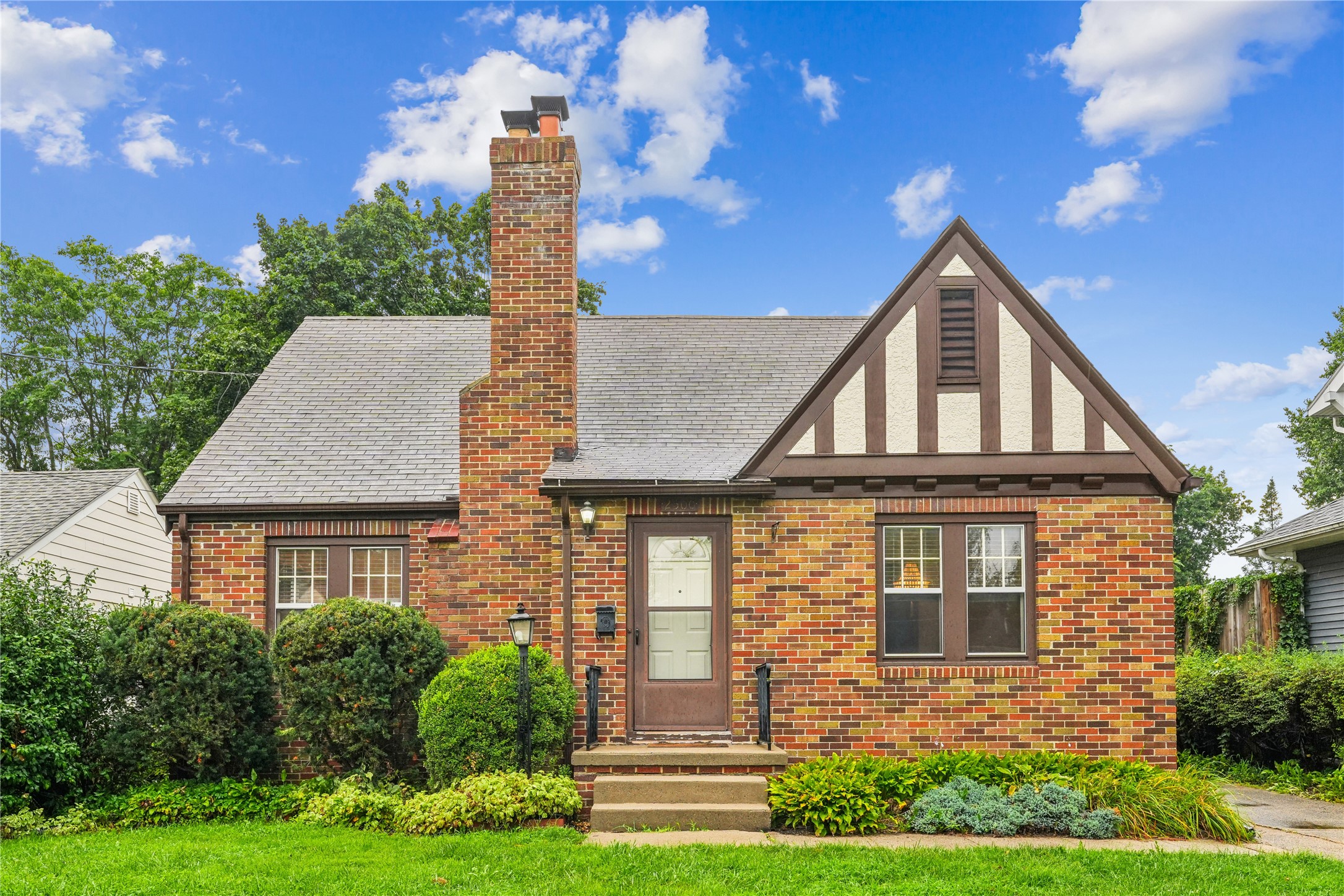 2500 Kenway Drive Property Photo 1