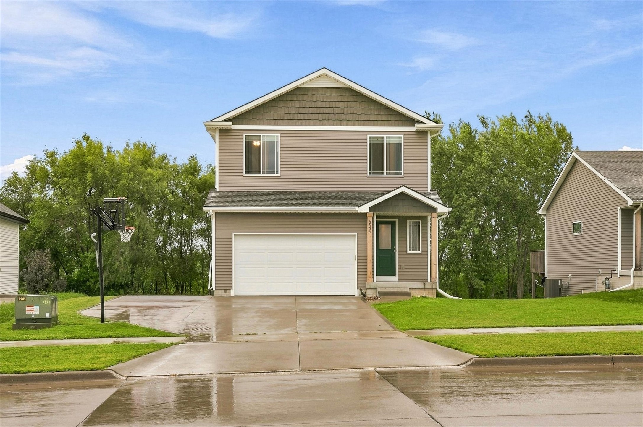 2505 Park Ridge Drive Property Photo 1