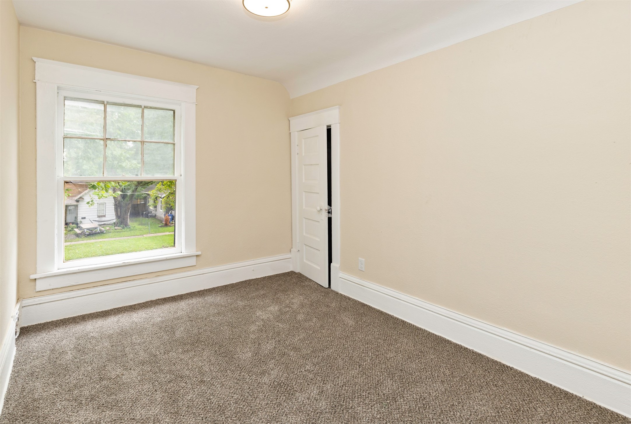 1838 Capitol Avenue Property Photo 14