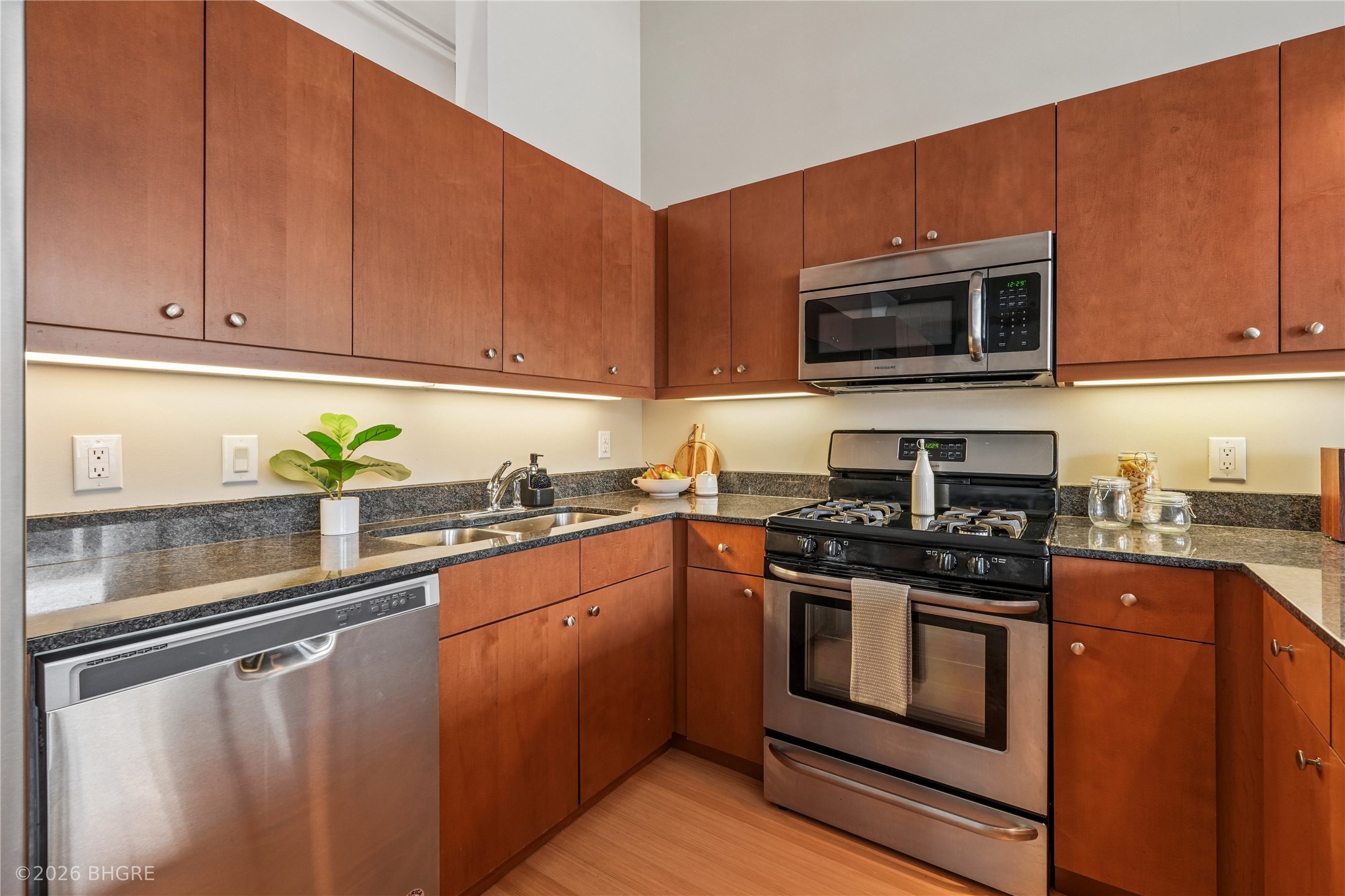 111 10th Street 309 Property Photo 14