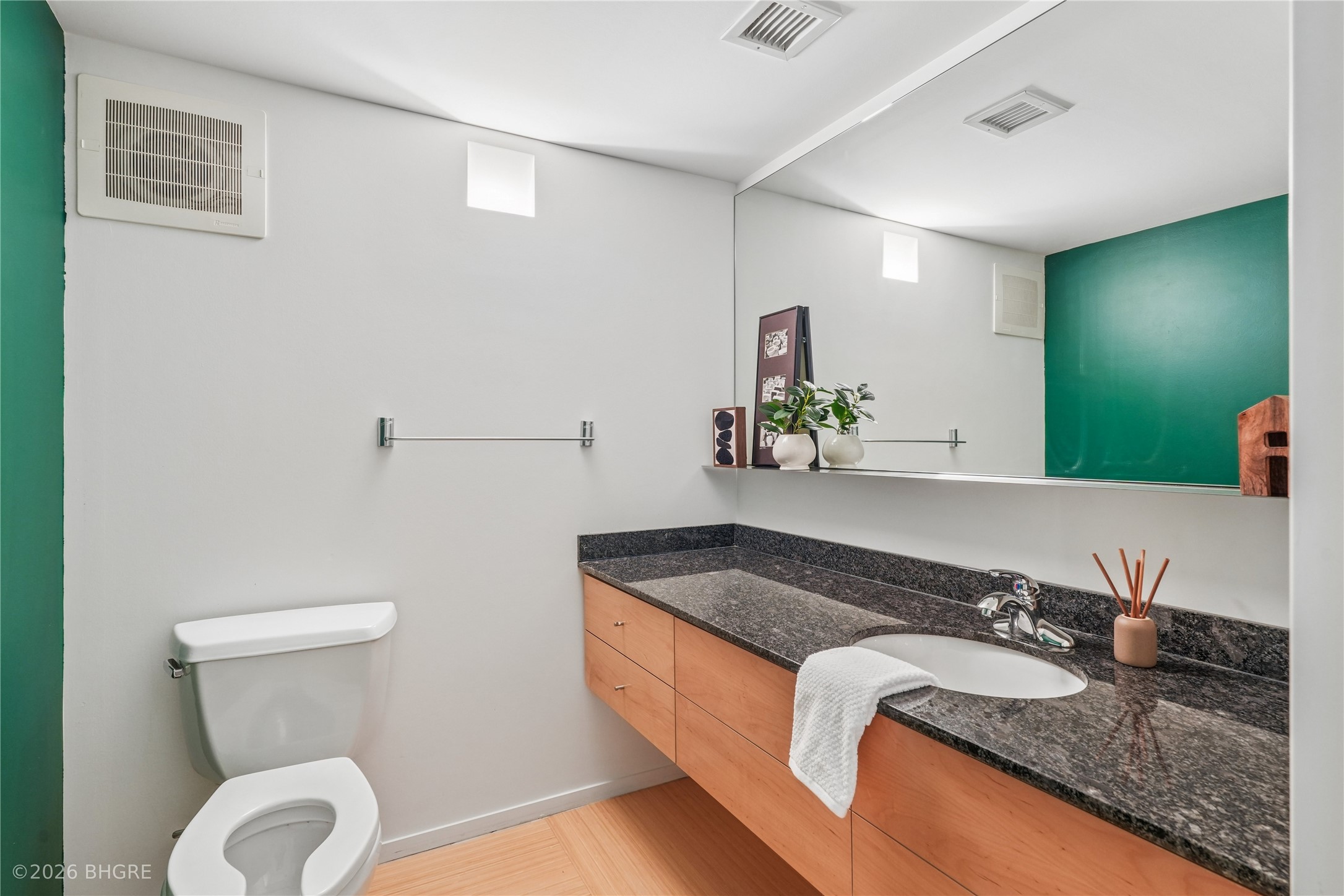 111 10th Street 309 Property Photo 16