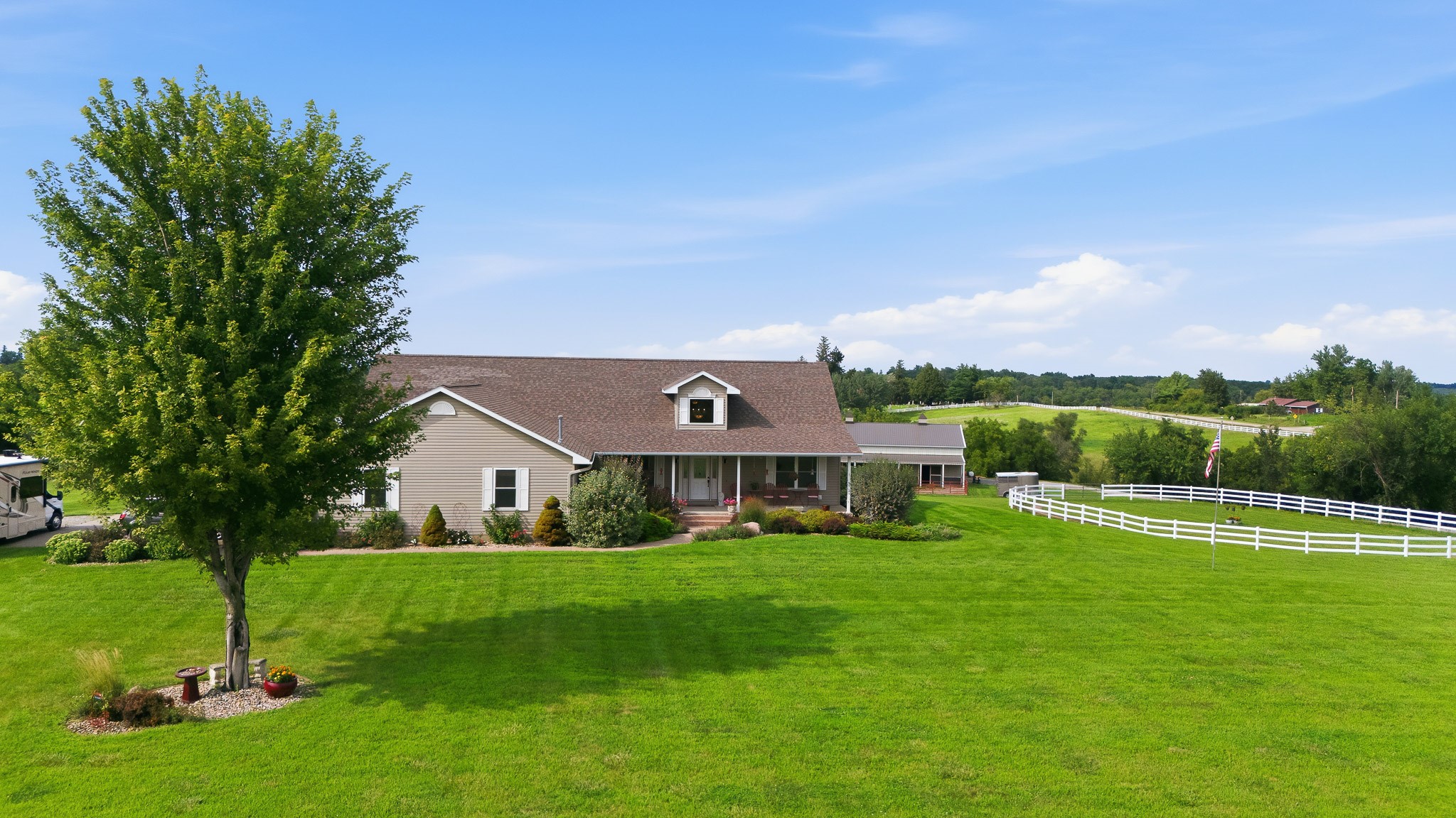 2699 Ridge Road Property Photo 2