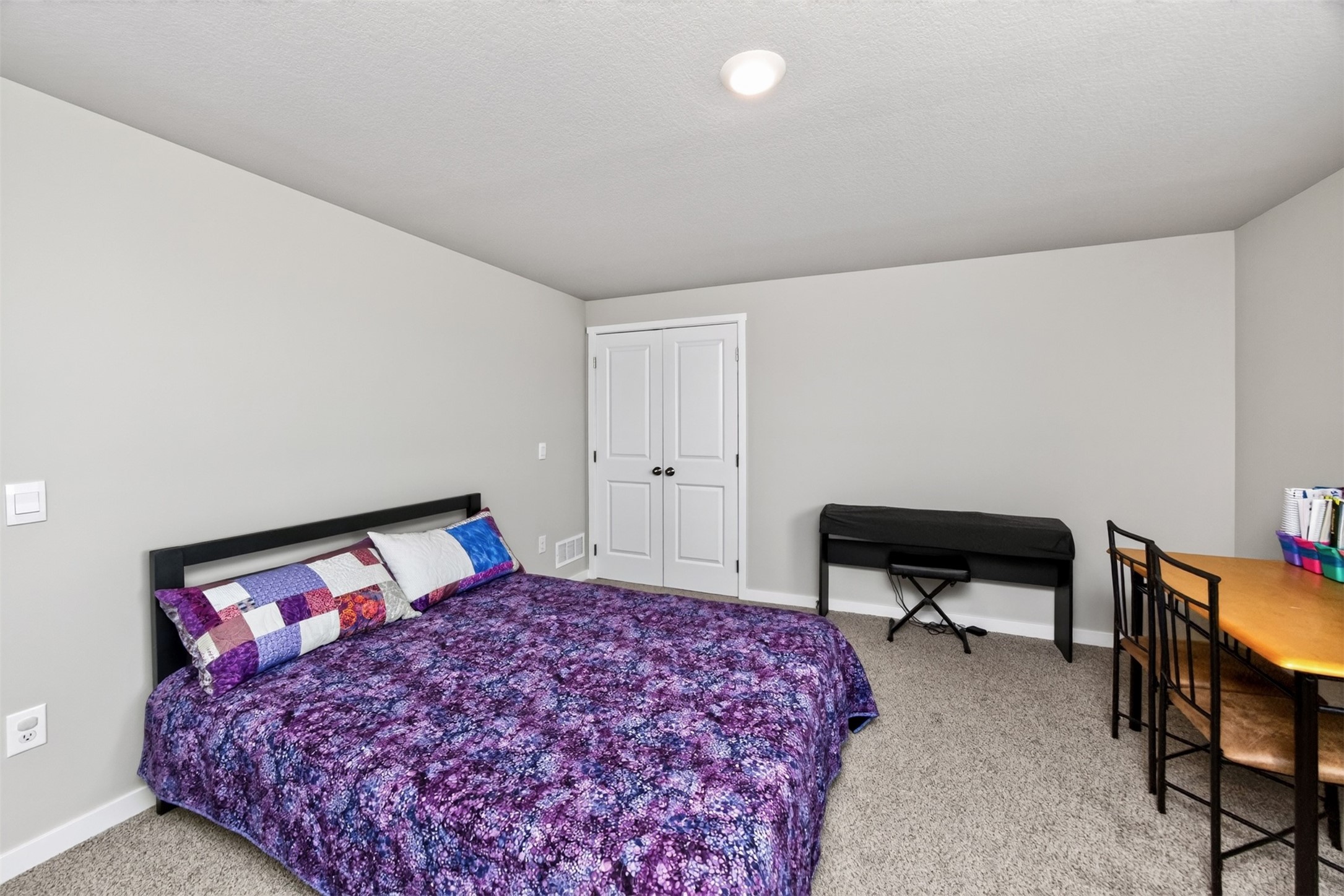 1636 Ne Deerfield Drive Property Photo 27