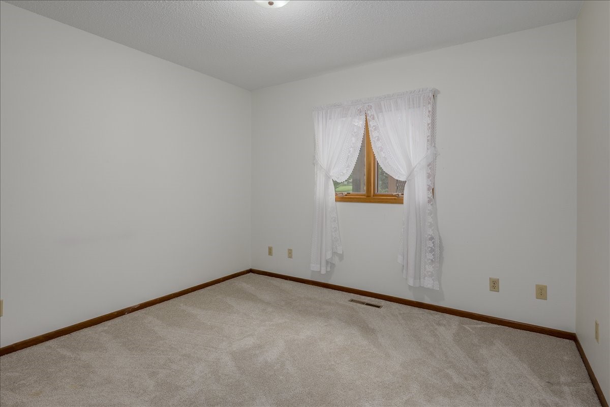 507 2nd Street Property Photo 13