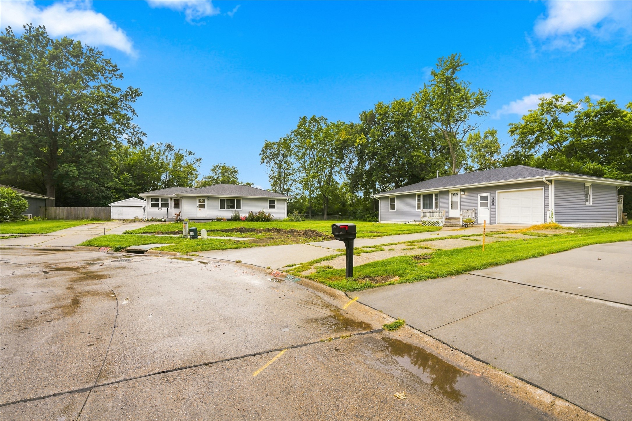 900 E Girard Avenue Property Photo 3