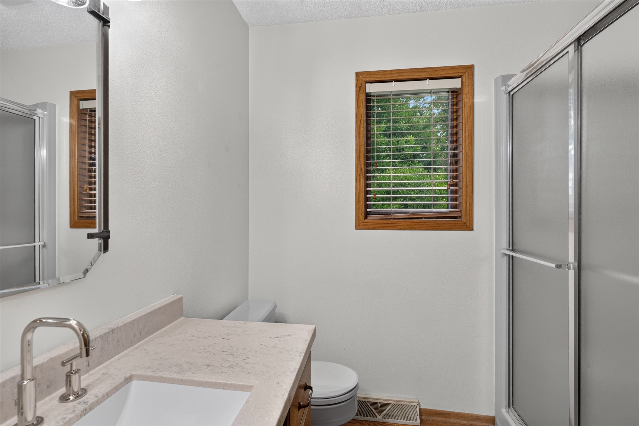 1077 Marshalltown Boulevard Property Photo 14