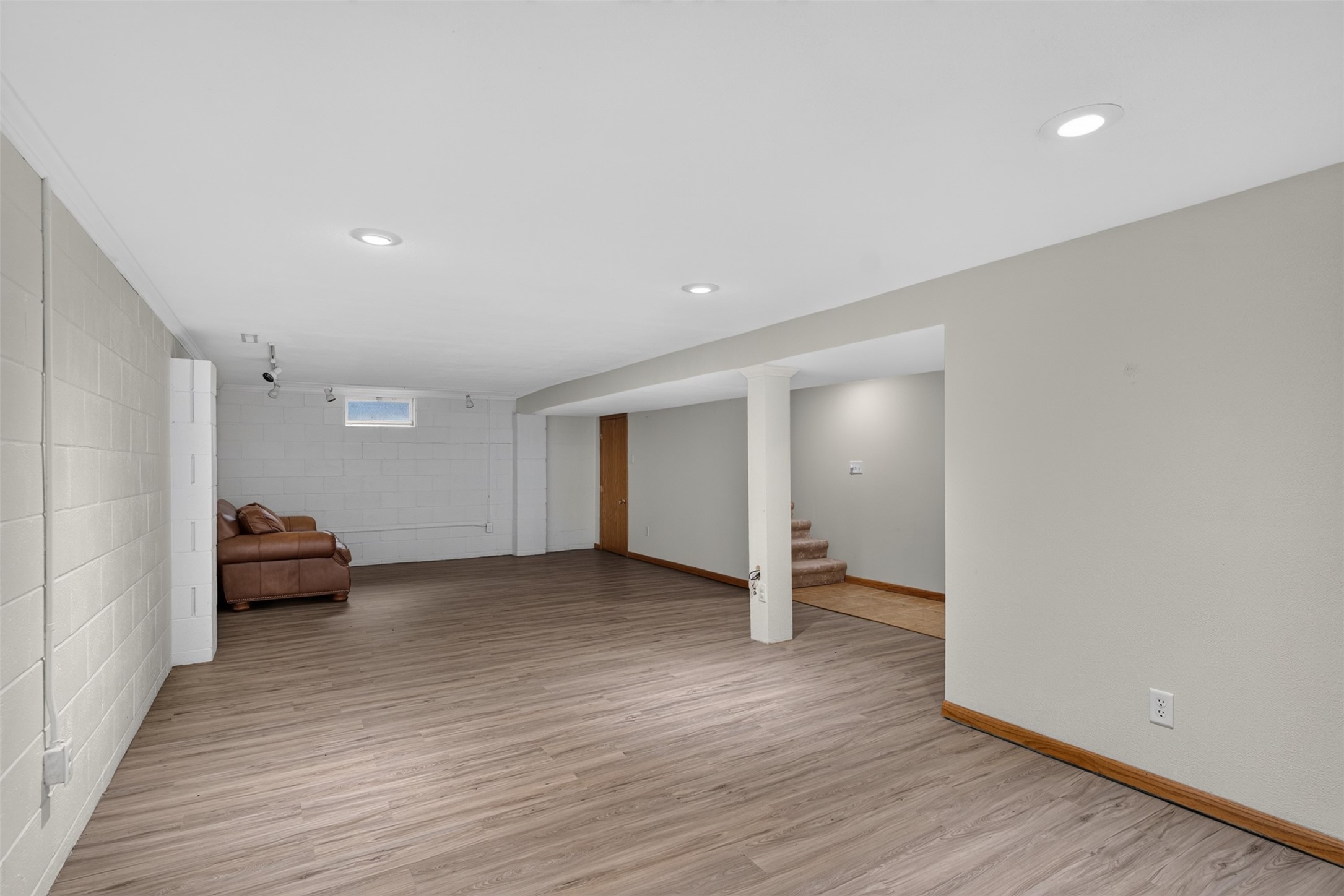 1077 Marshalltown Boulevard Property Photo 18