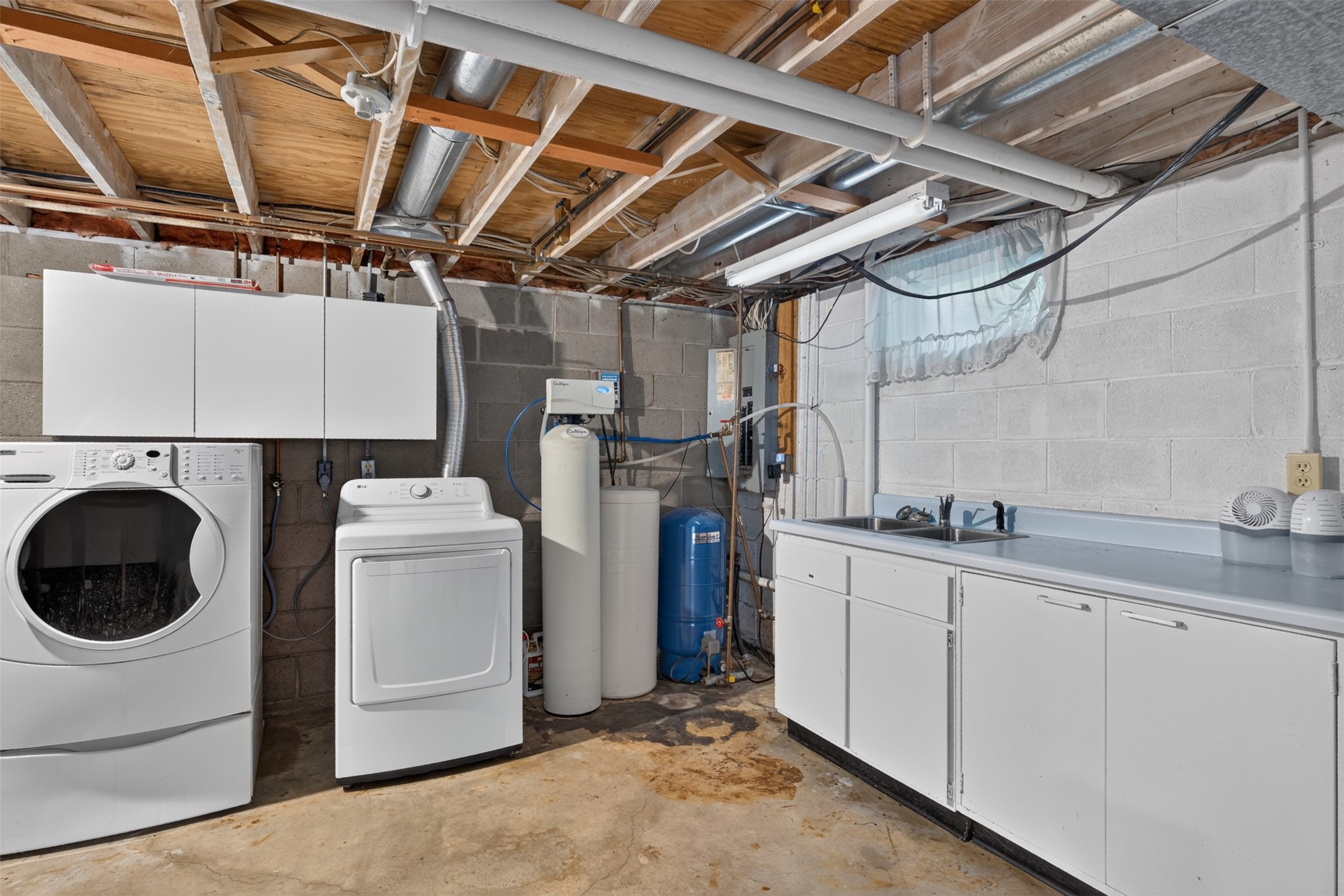 1077 Marshalltown Boulevard Property Photo 19