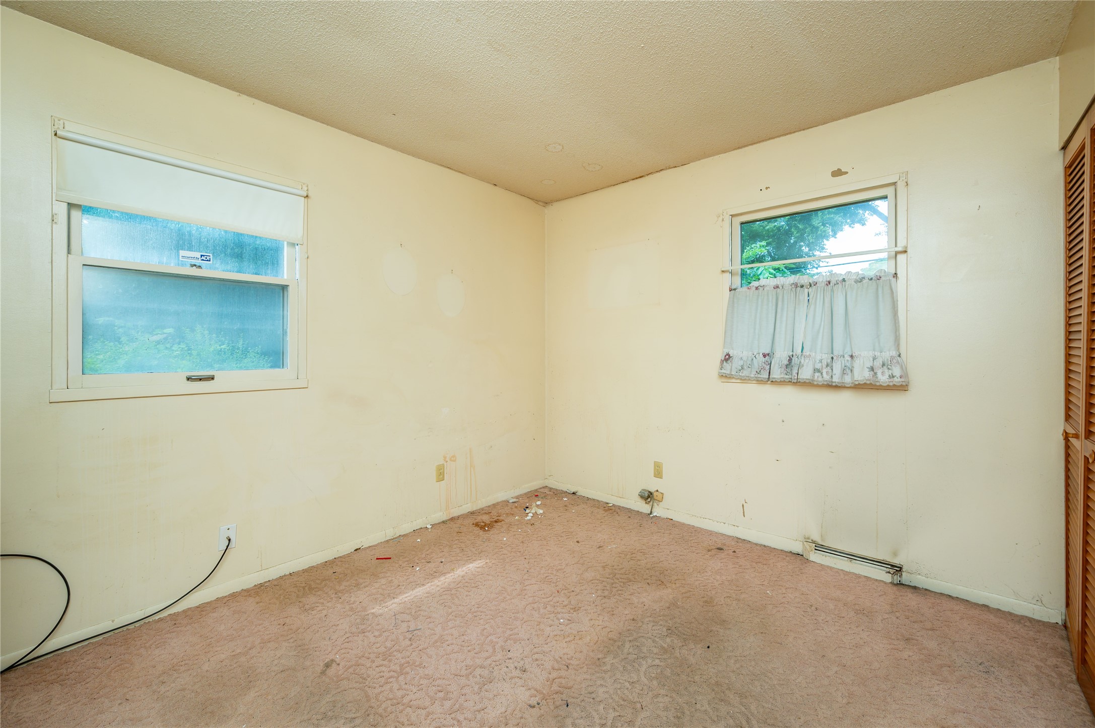 211 Mckinley Avenue Property Photo 9