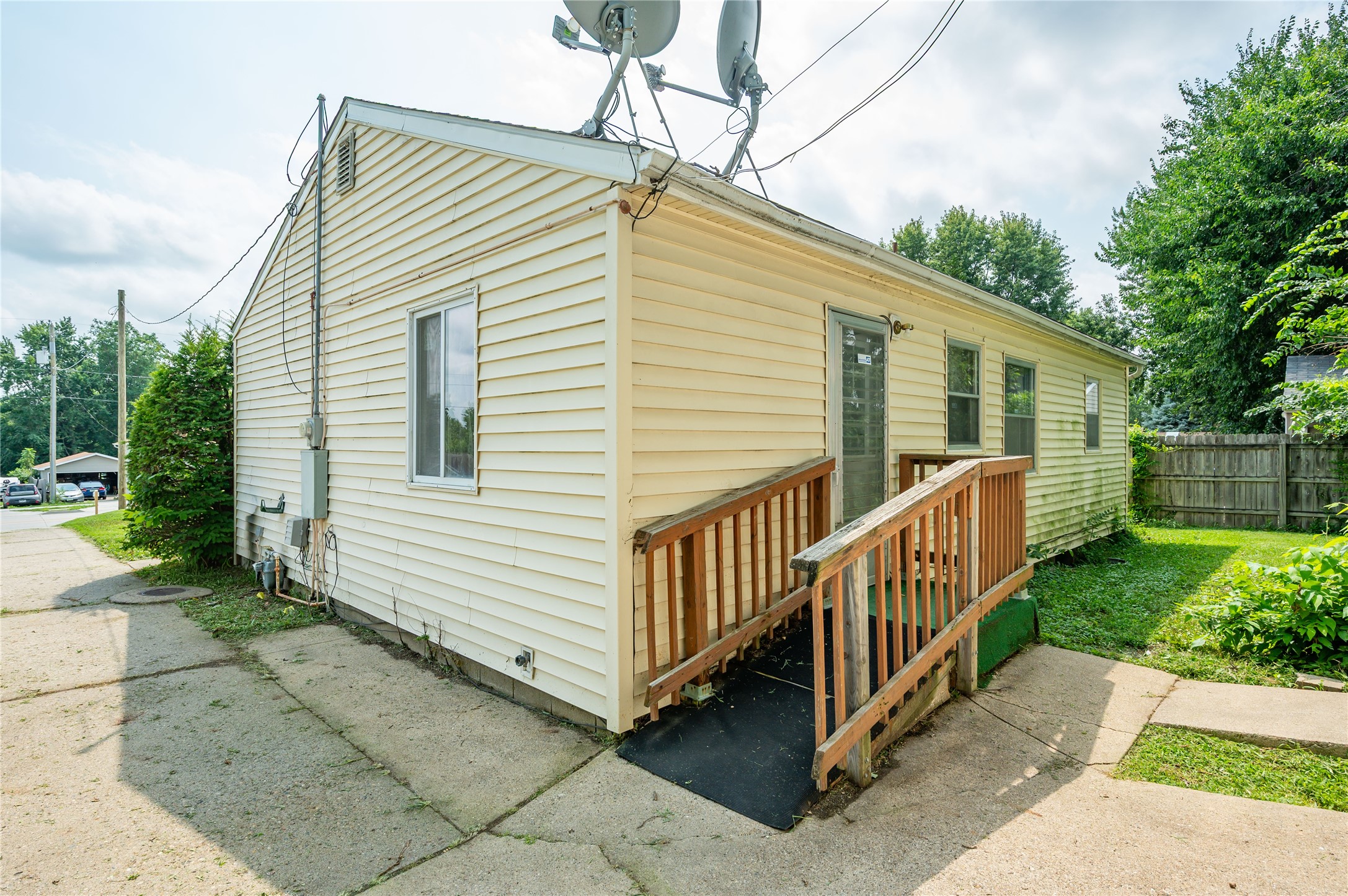 211 Mckinley Avenue Property Photo 15