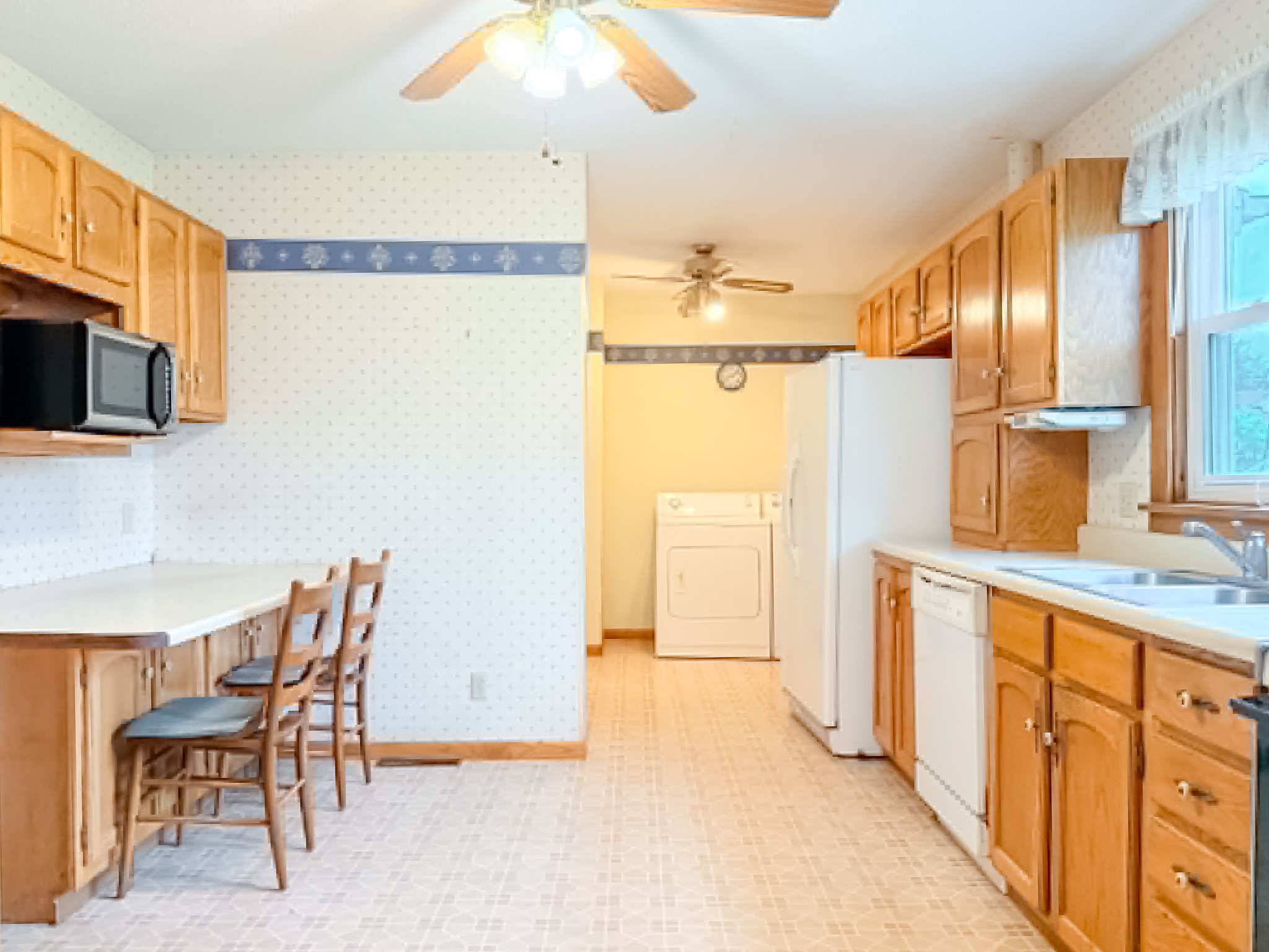 213 2nd Street Property Photo 6