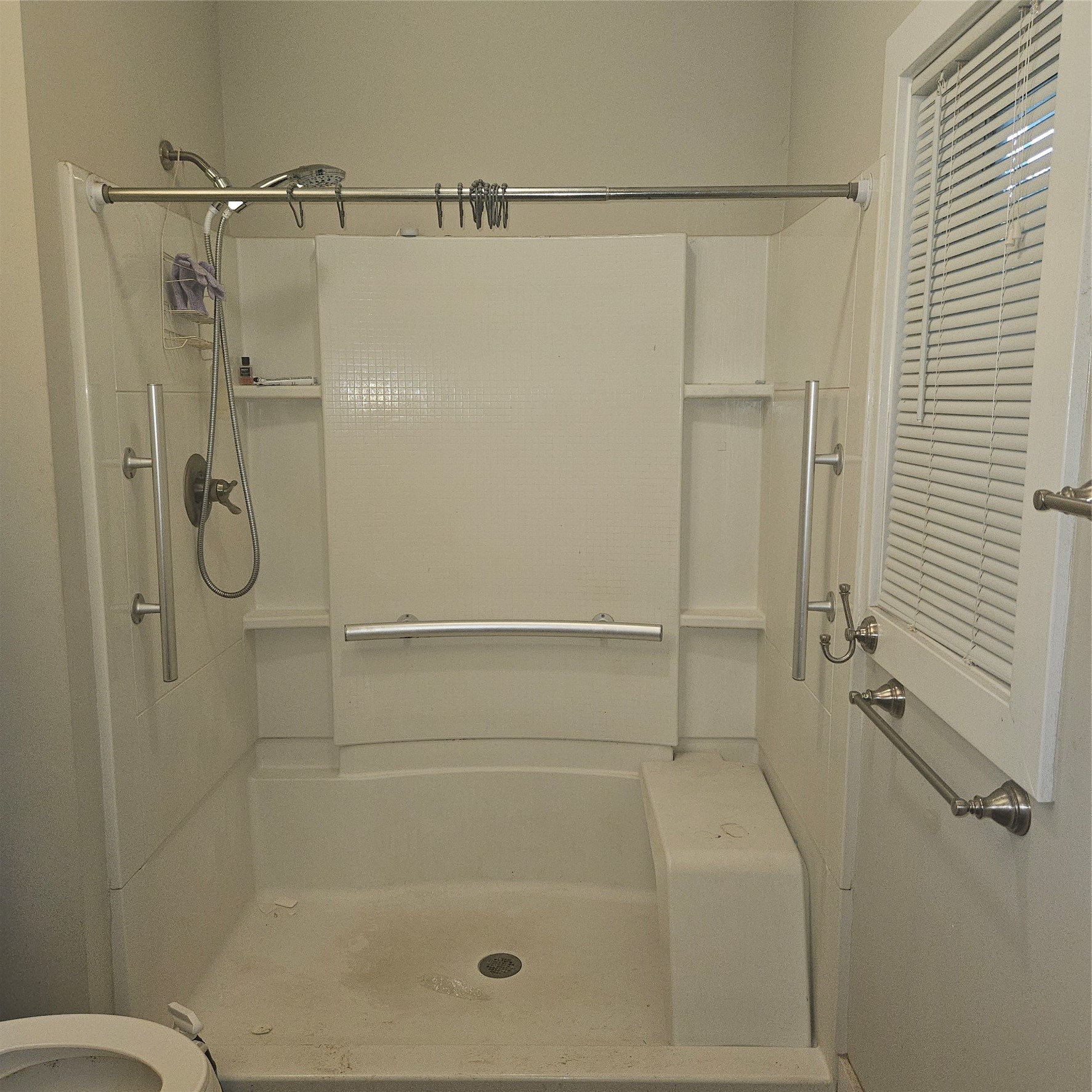 1710 Capitol Avenue Property Photo 9