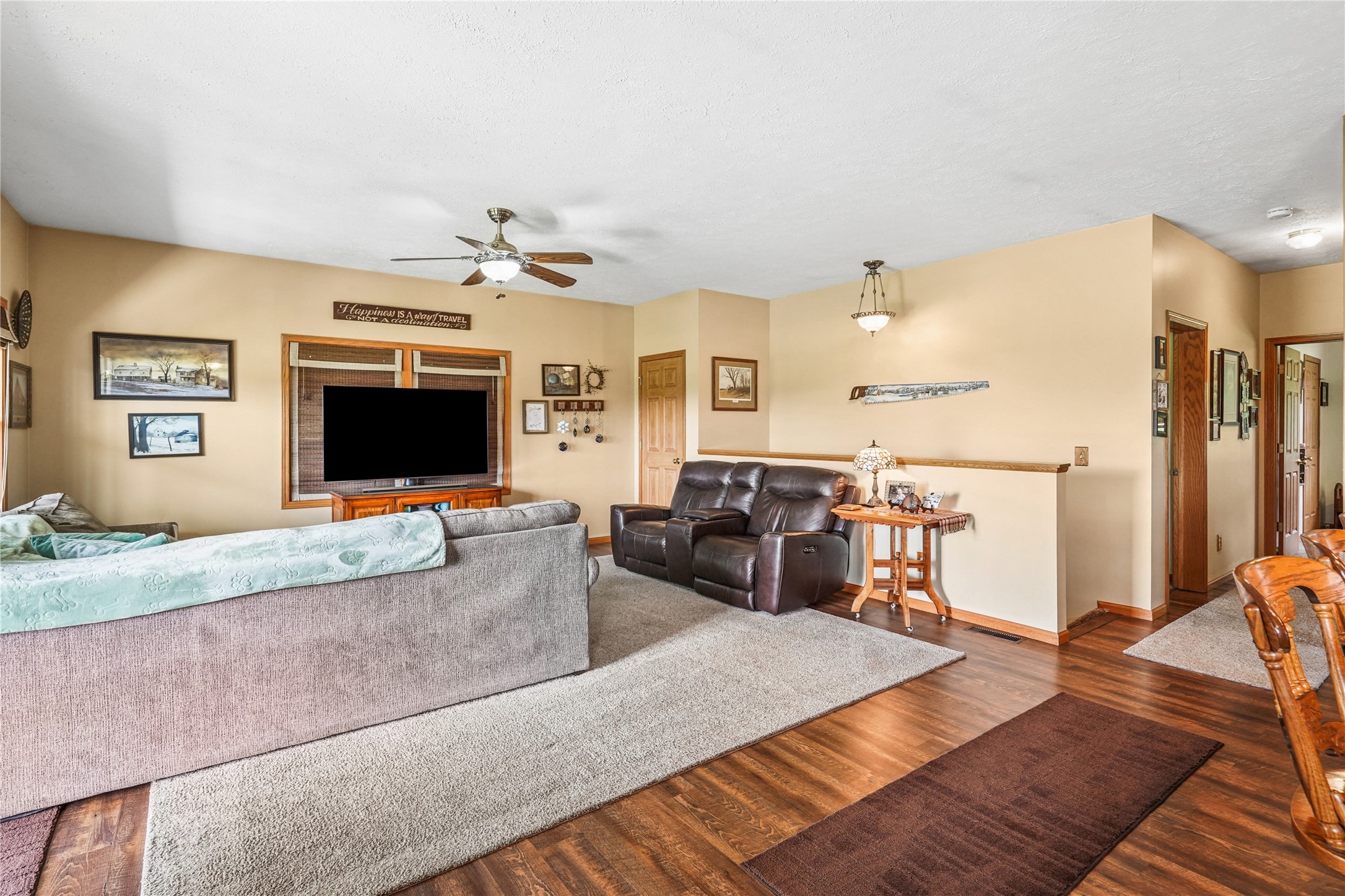 55327 282nd Street Property Photo 8