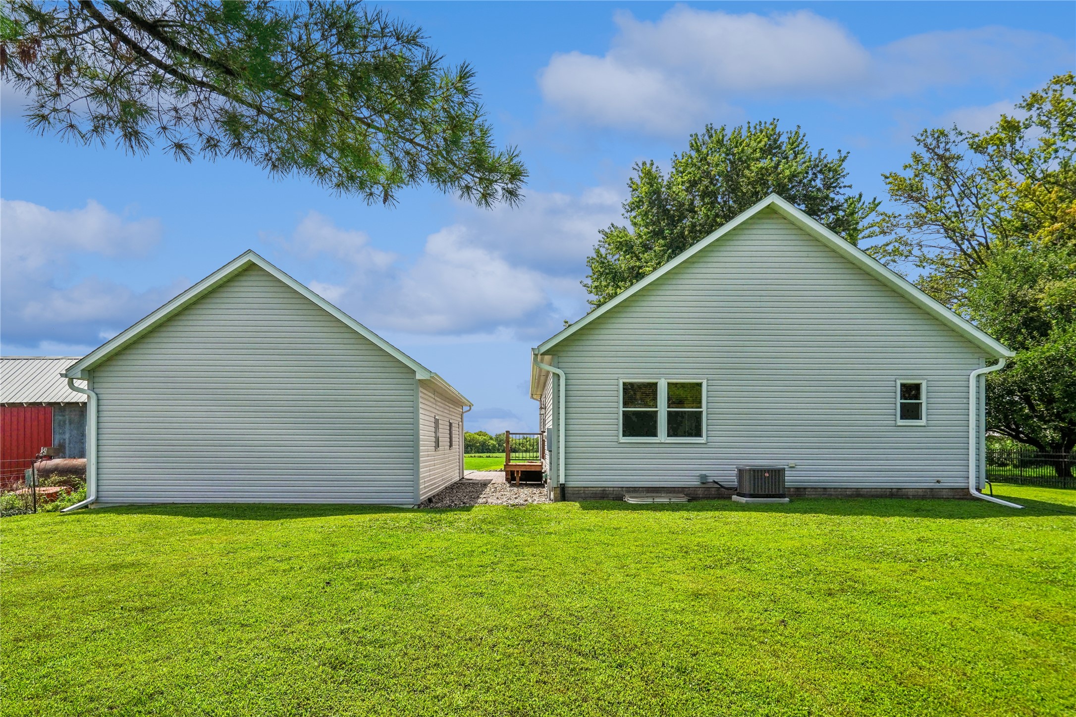 55327 282nd Street Property Photo 21
