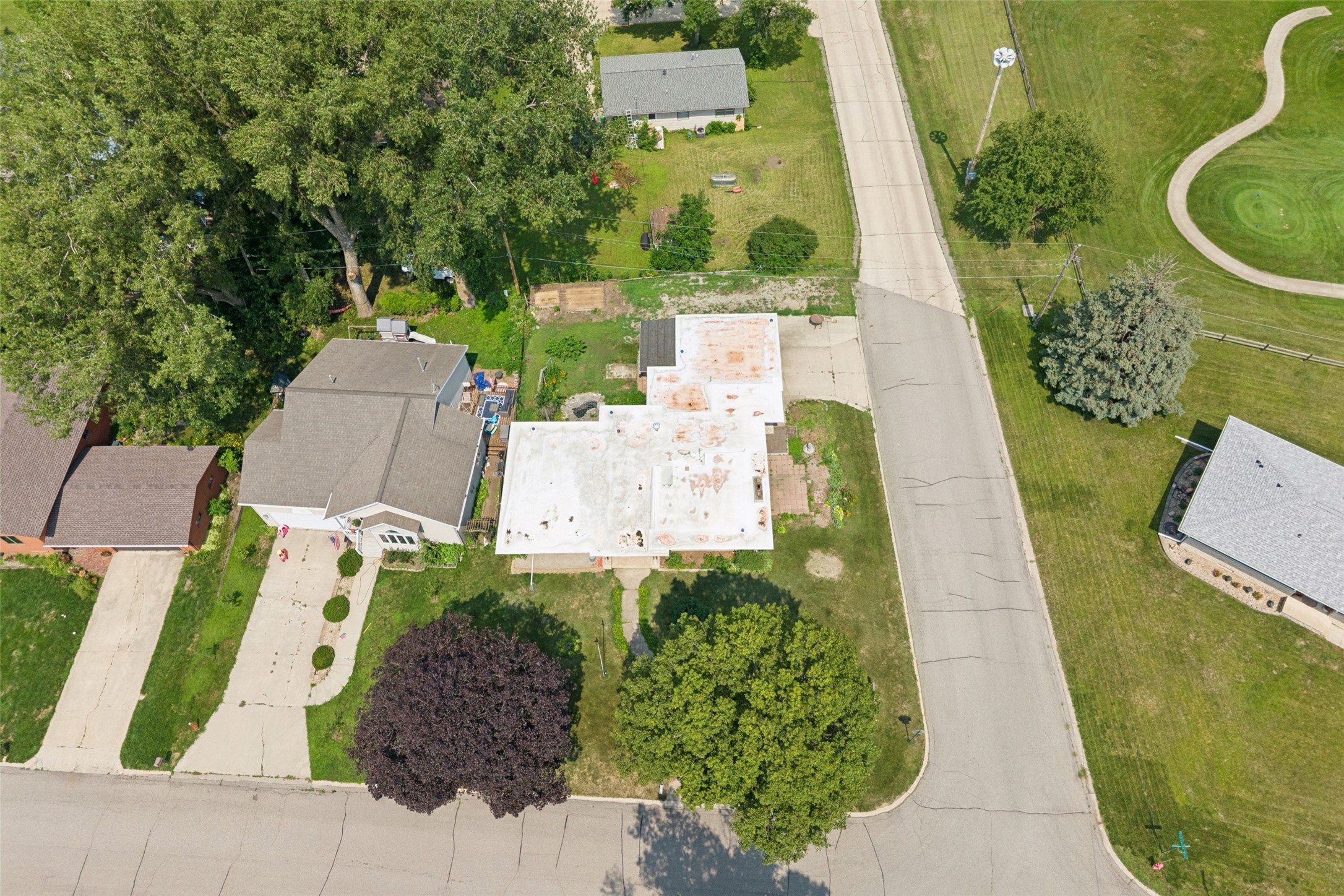 200 Fairway Drive Property Photo 28